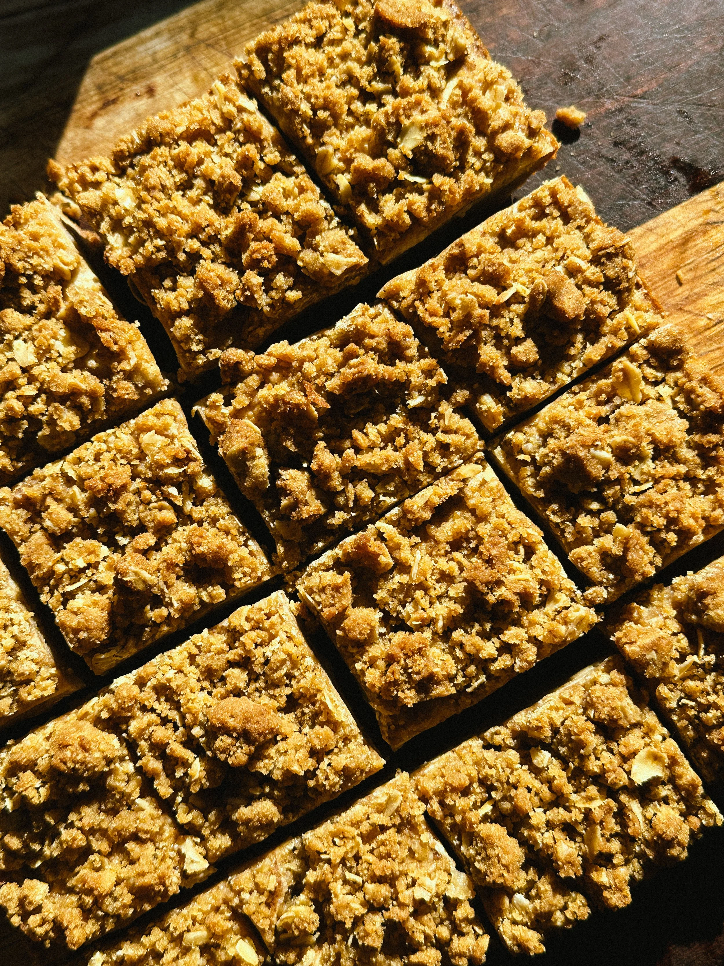 Apple Crumble Blondies