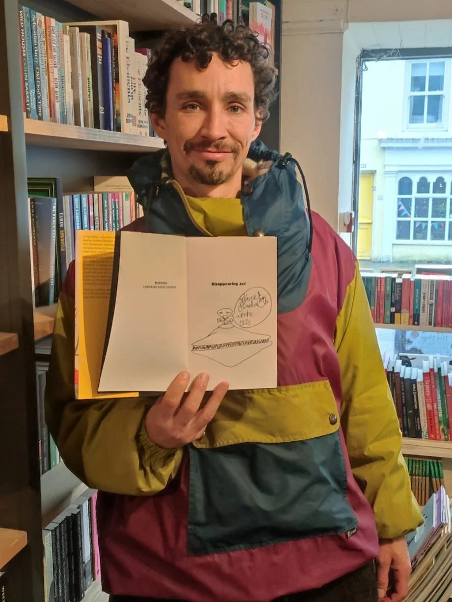 Robert Sheehan @rozzymikes popped in to sign copies of his books &lsquo;Disappearing Act&rsquo; and &lsquo;Playing Dead&rsquo;. 🙏 Catch him in conversation with Maureen Hughes on Sunday at @fastnetfilmfestival .