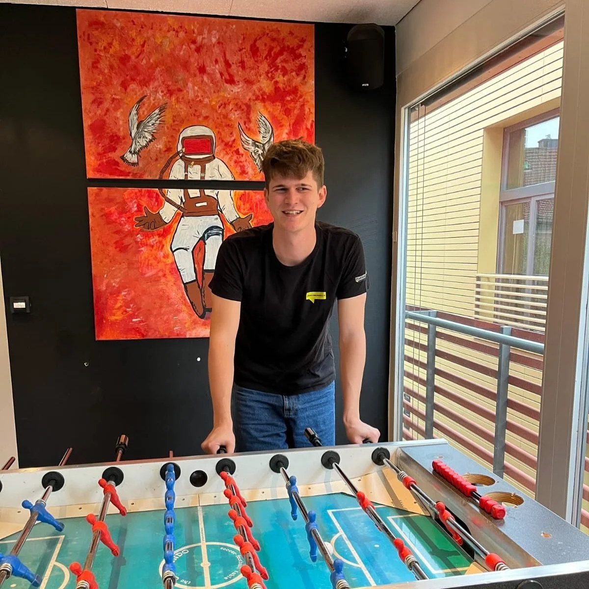 Hoi Z&auml;me

Ich bin de David und bin sit em 1. Oktober sneue Teammitglied i de Jugendarbeit Dietlikon. De Summer han ich dUsbildig als Gemeindeanimator agfange. I minere Freizit tun ich gern skate, snowboarde, spraye oder bin i de Natur. Ich freu 