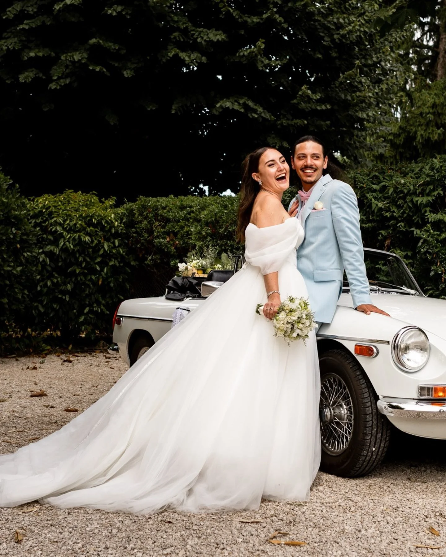 Le vin d&rsquo;honneur c&rsquo;est la respiration de ton mariage, c&rsquo;est le moment des &eacute;changes, des rires, des retrouvailles et c&rsquo;est le moment o&ugrave; j&rsquo;inverse la donne au niveau du reportage photo et o&ugrave; le couple 