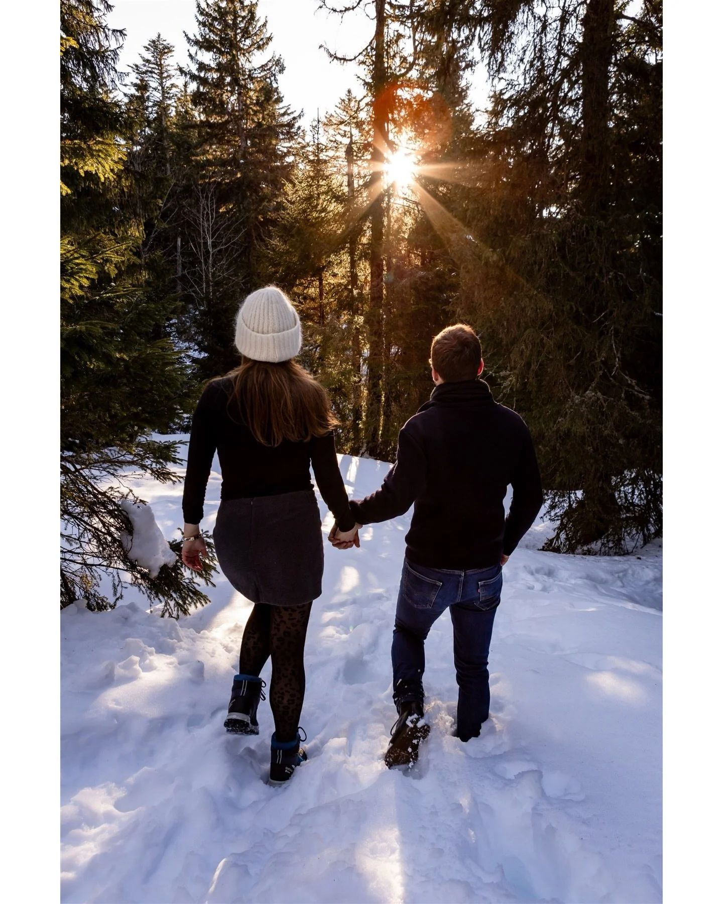Une s&eacute;ance d&rsquo;engagement pour, arr&ecirc;ter le temps, se reconnecter, contempler et pour toutes les raisons que vous voudrez.
Est ce qu&rsquo;on doit vraiment avoir une bonne raison pour faire des photos? 

Je me souviens encore quand Ch