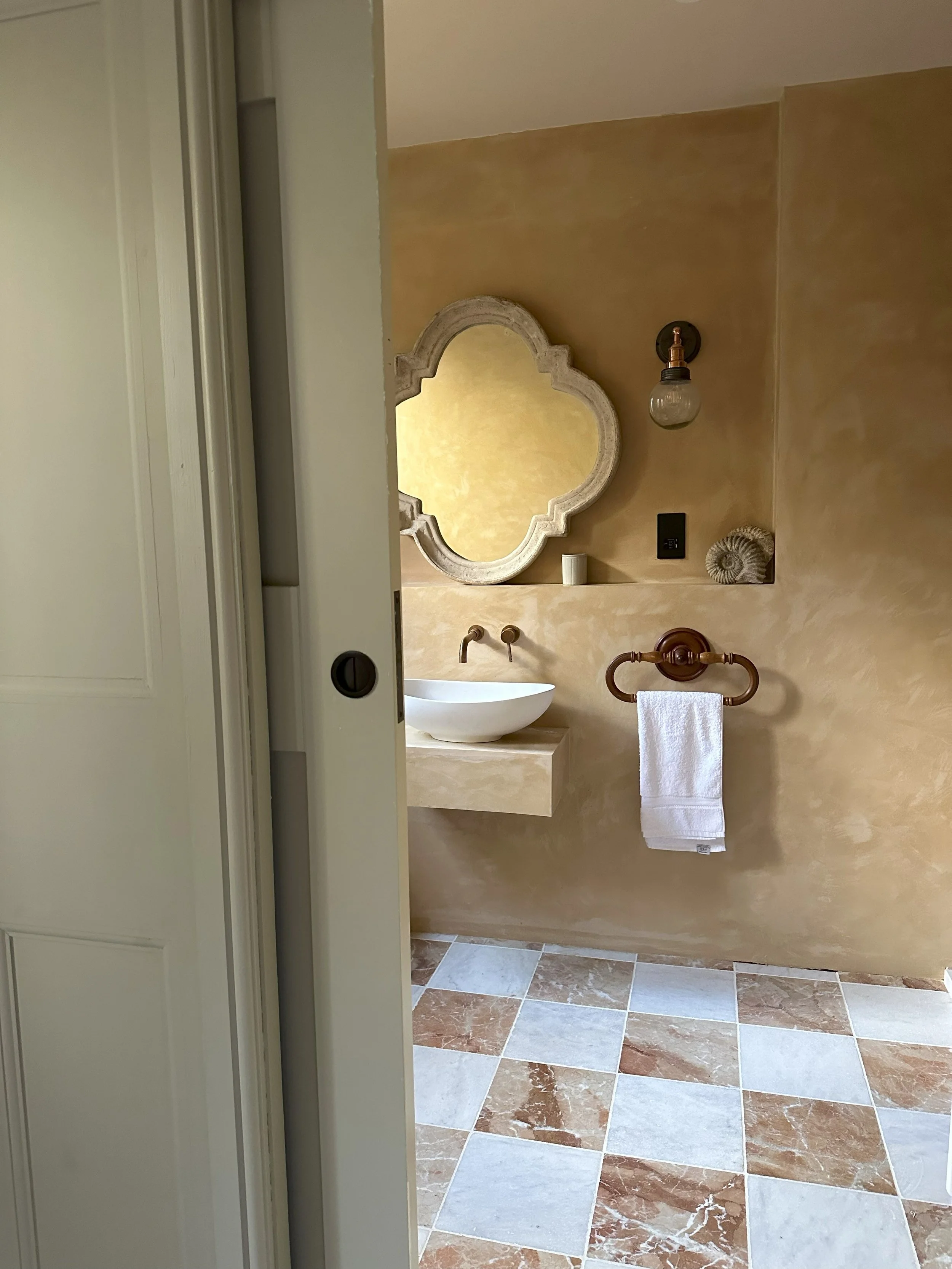 Amlwch en suite 180625.jpeg