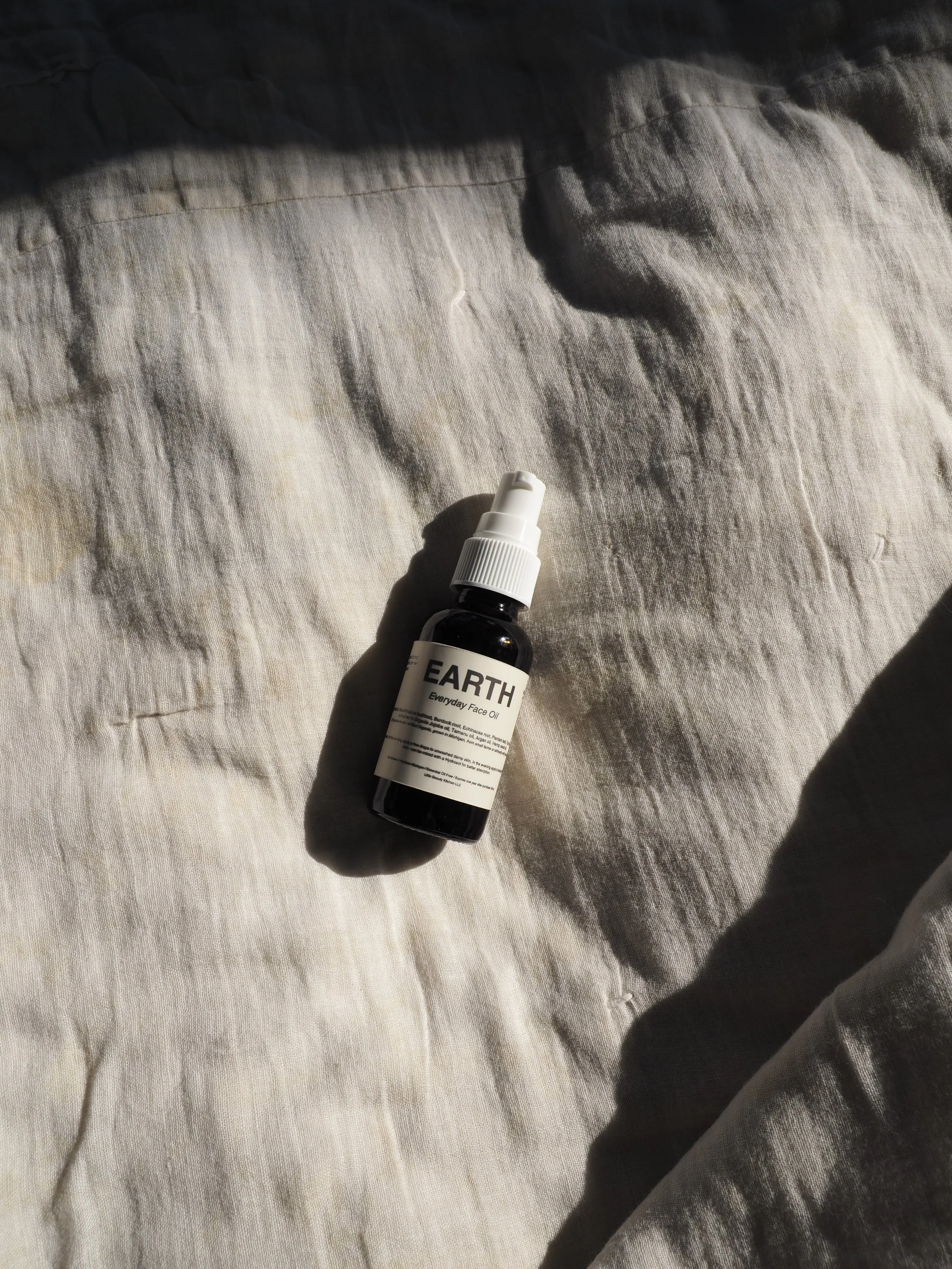 EARTH Everyday Face Oil