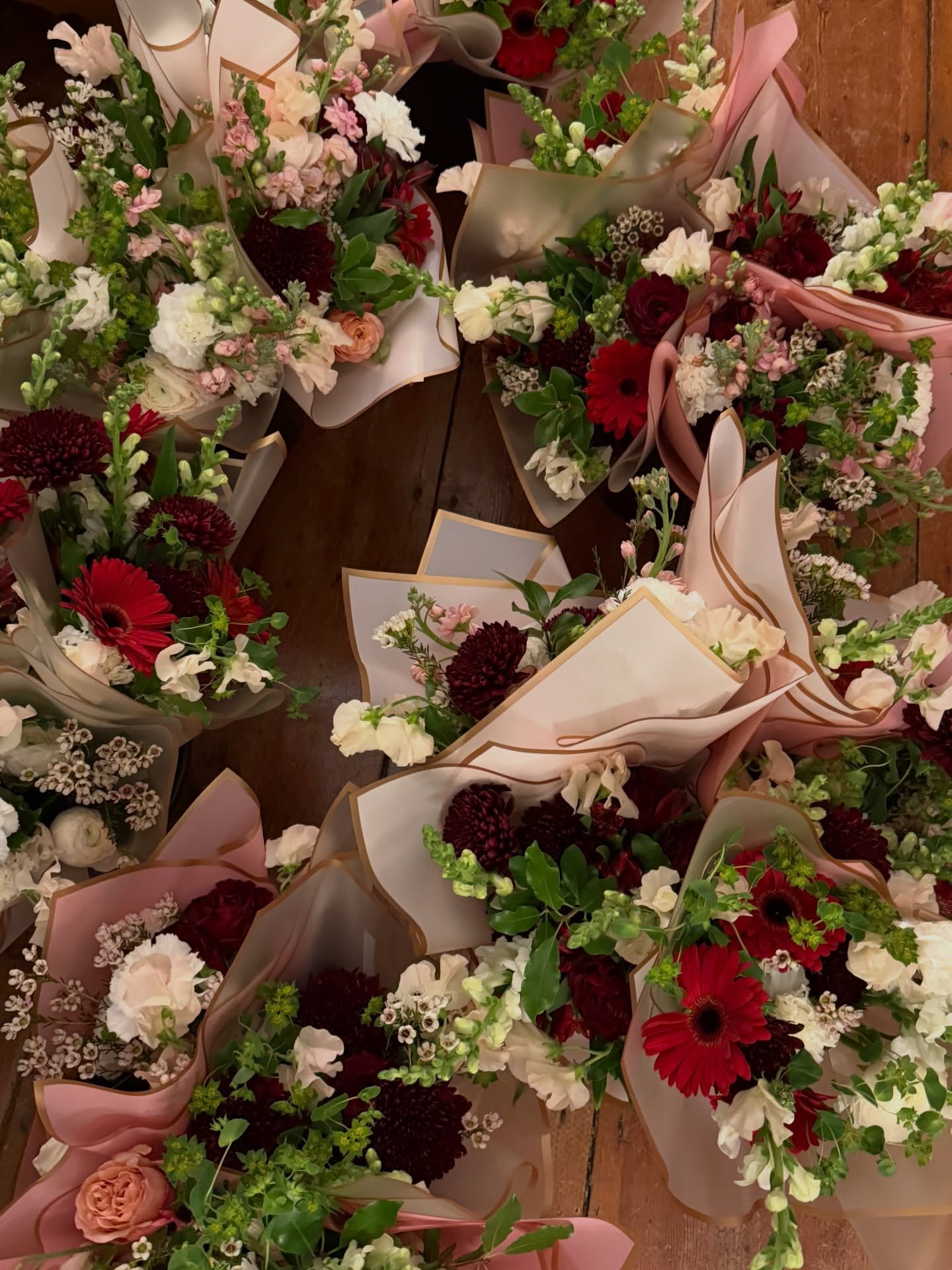 Are you Valentine&rsquo;s Day ready?!! Swing by @thirstylabprinceton for all your Valentine&rsquo;s Day needs!! 🌷❣️🌹