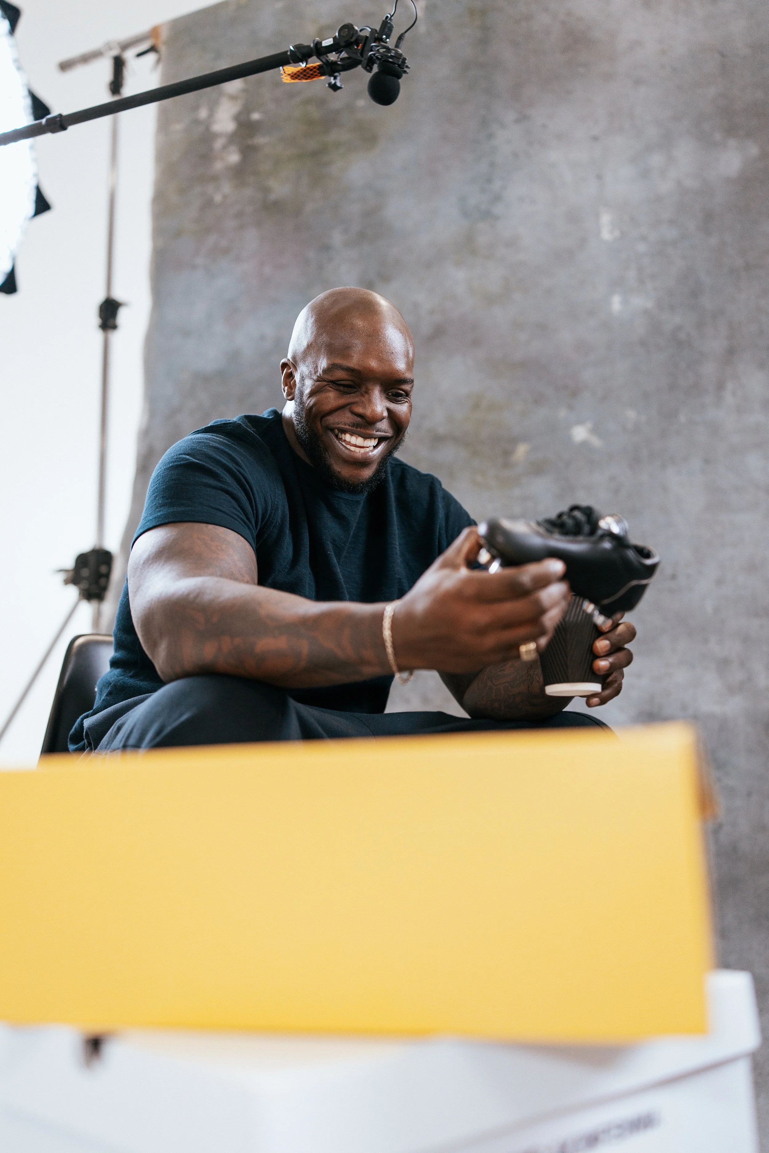 LIFEJACKET x Akinfenwa_1561.jpg