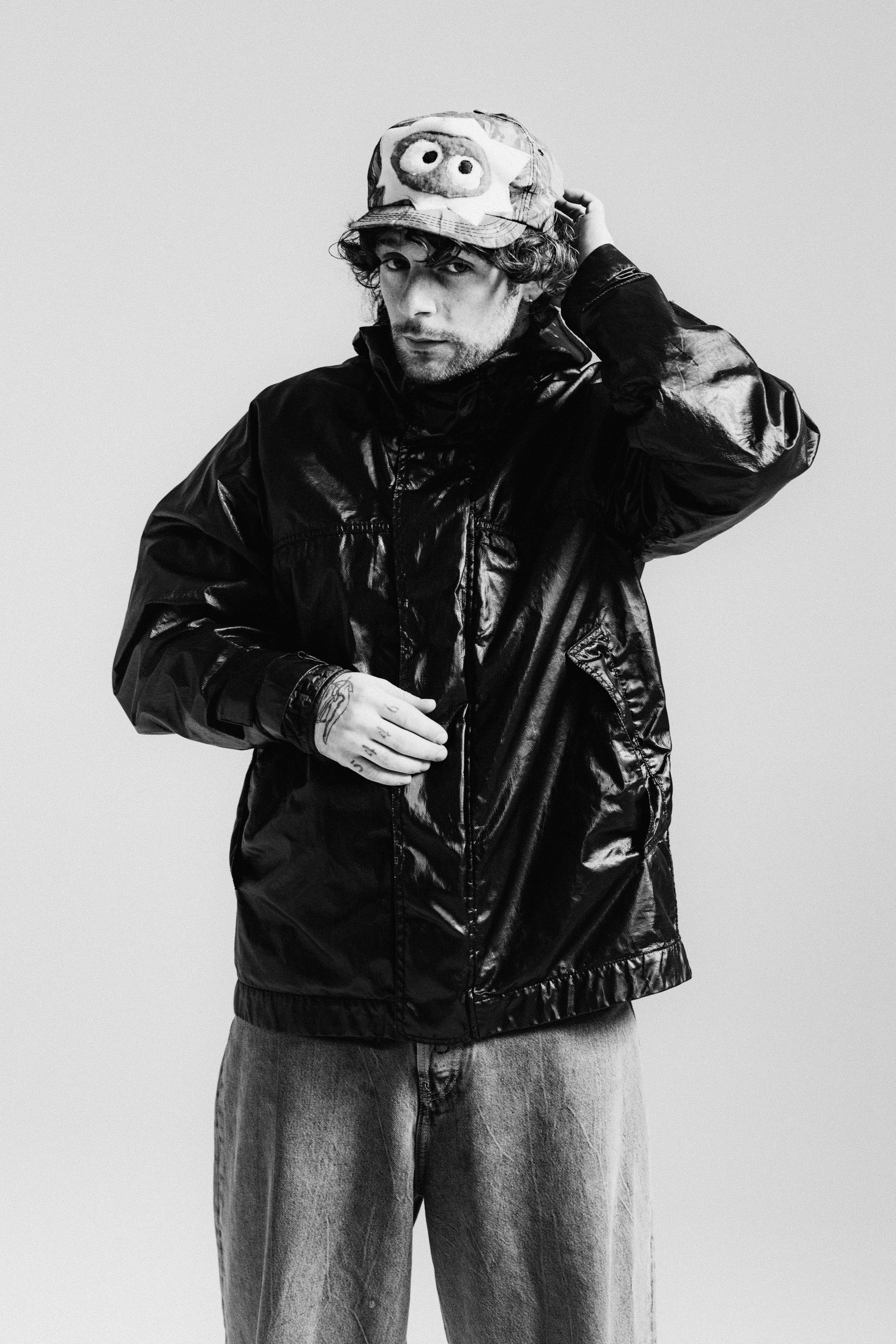 LIFEJACKET x Tom Grennan_4360-2.jpg