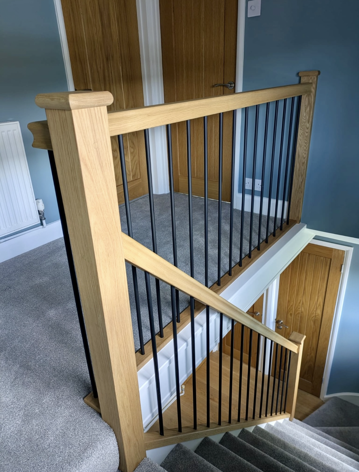 oak and black staircase