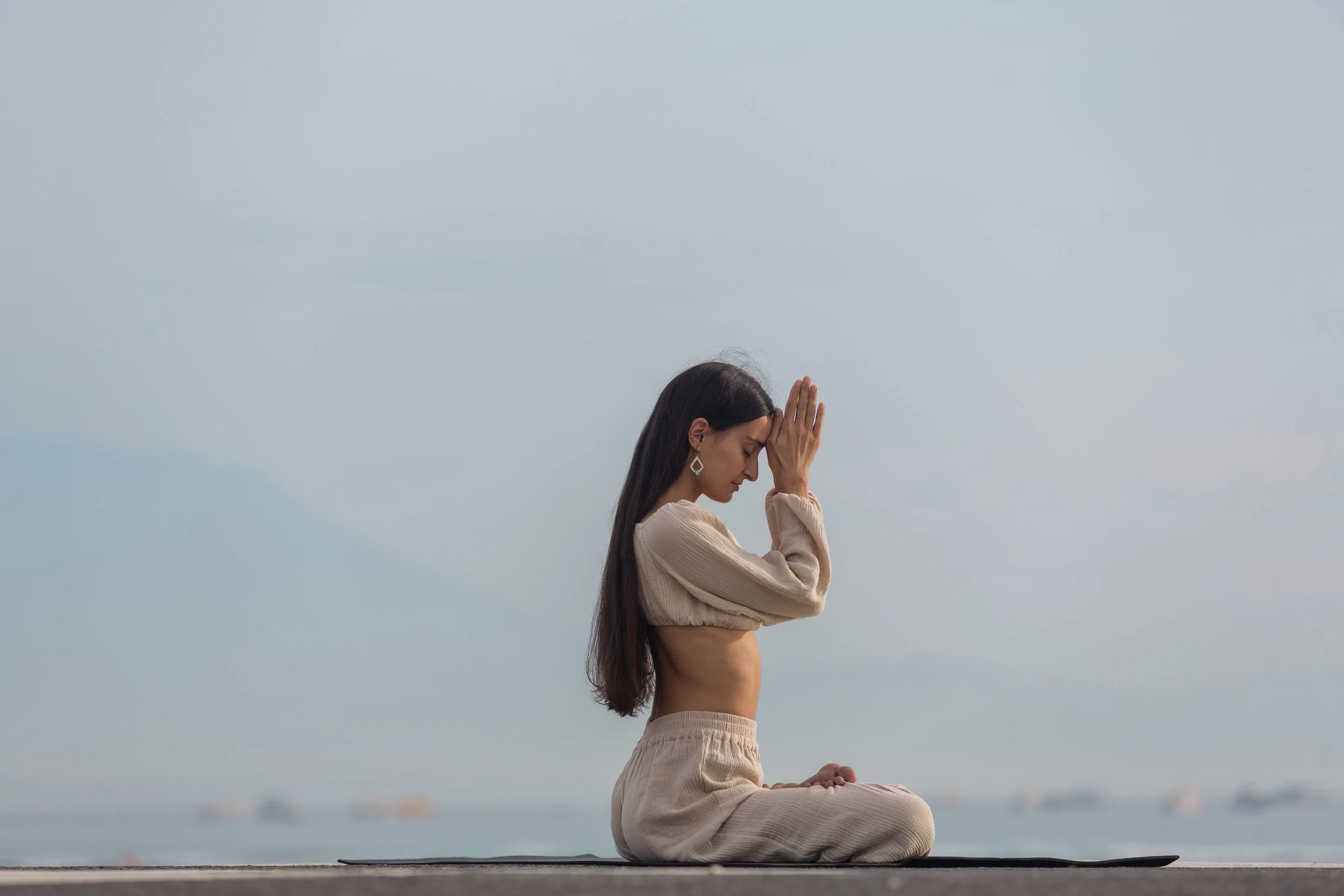 LAURA-YOGA PHOTOS_-197.jpg