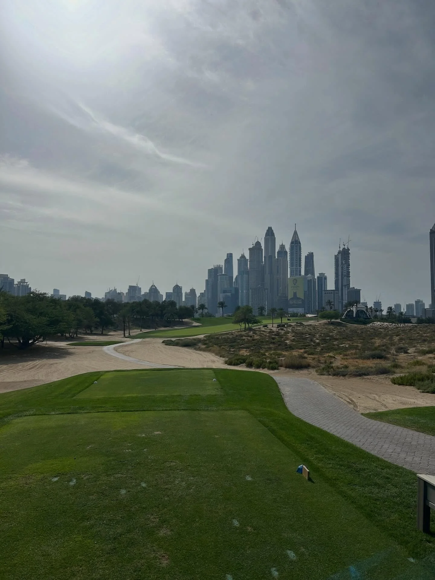 Special one today with friends on the Majlis Course at the world famous @emiratesgc, home of the @dubaidcgolf tournament! 🌴⛳️

Many thanks to them for the courtesy, after watching the tournament for years, felt special to play it, one il never forge