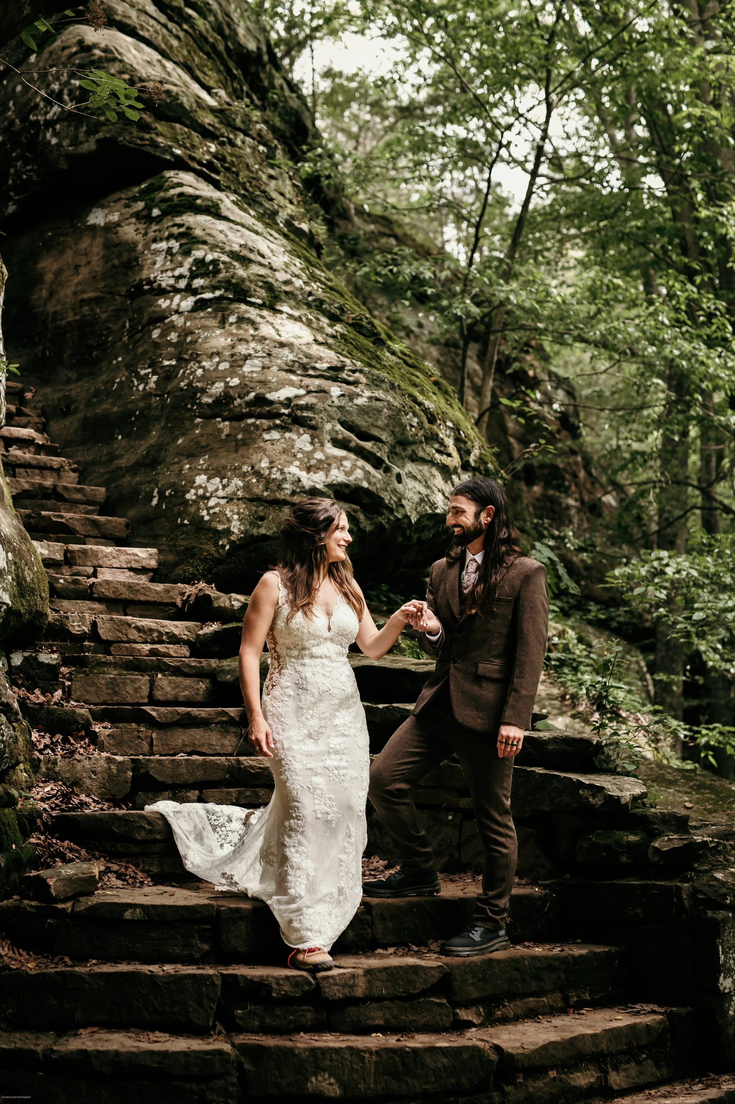 Southern Illinois elopement, Shawnee National Forest, garden of the Gods wedding,  adventure elopement, Shawnee National Forest Wedding, Illinois Elopement, Elope Illinois, where to get married in Illinois, Elope Shawnee, Cave in Rock, Ferne Clyffe, 