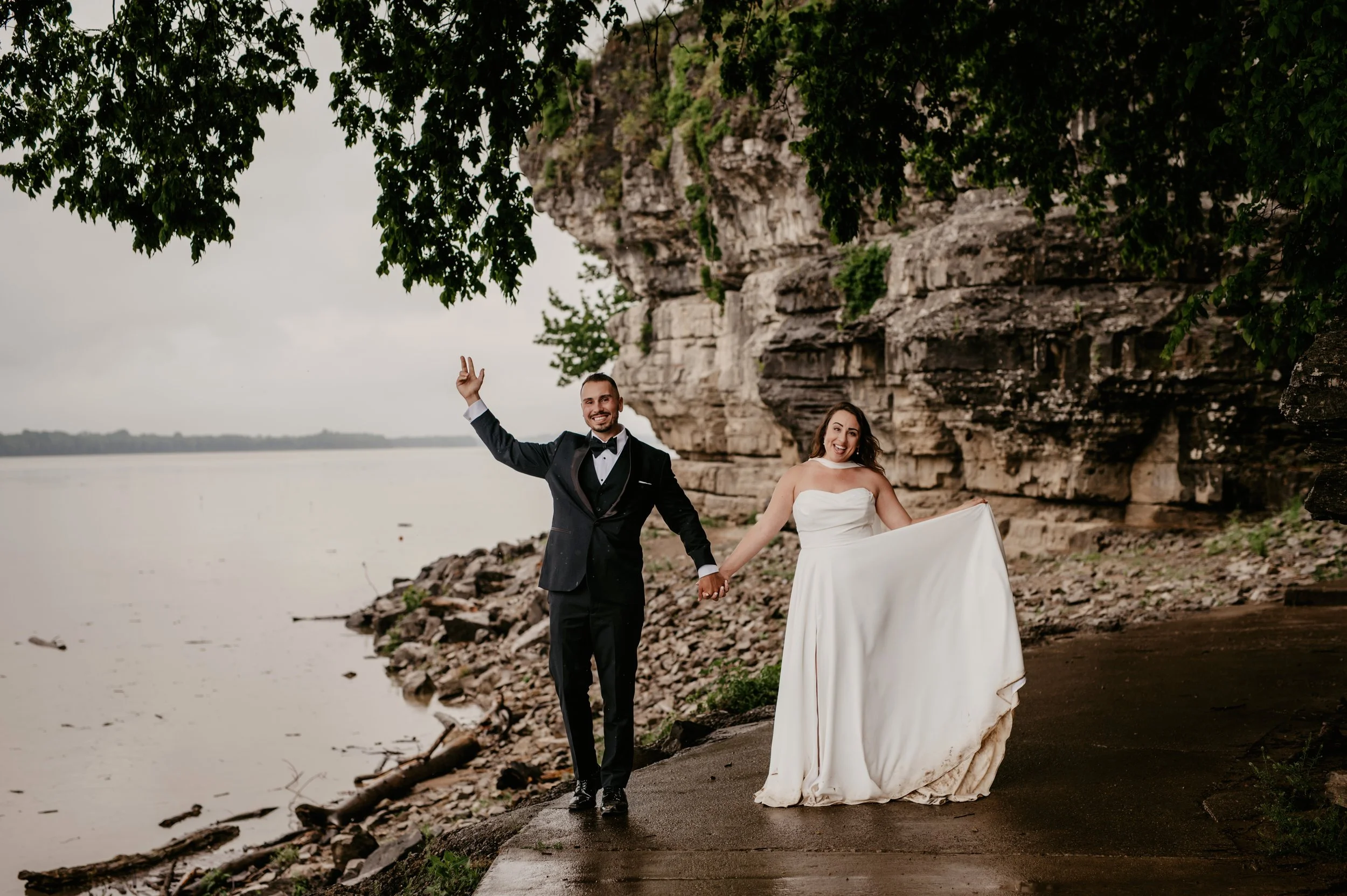 Southern Illinois elopement, Shawnee National Forest, Shawnee National Forest Wedding, Illinois Elopement, Elope Illinois, where to get married in Illinois, Elope Shawnee, Cave in Rock, Ferne Clyffe, Giant City, Ohio River, Jackson Falls, Bell Smith 