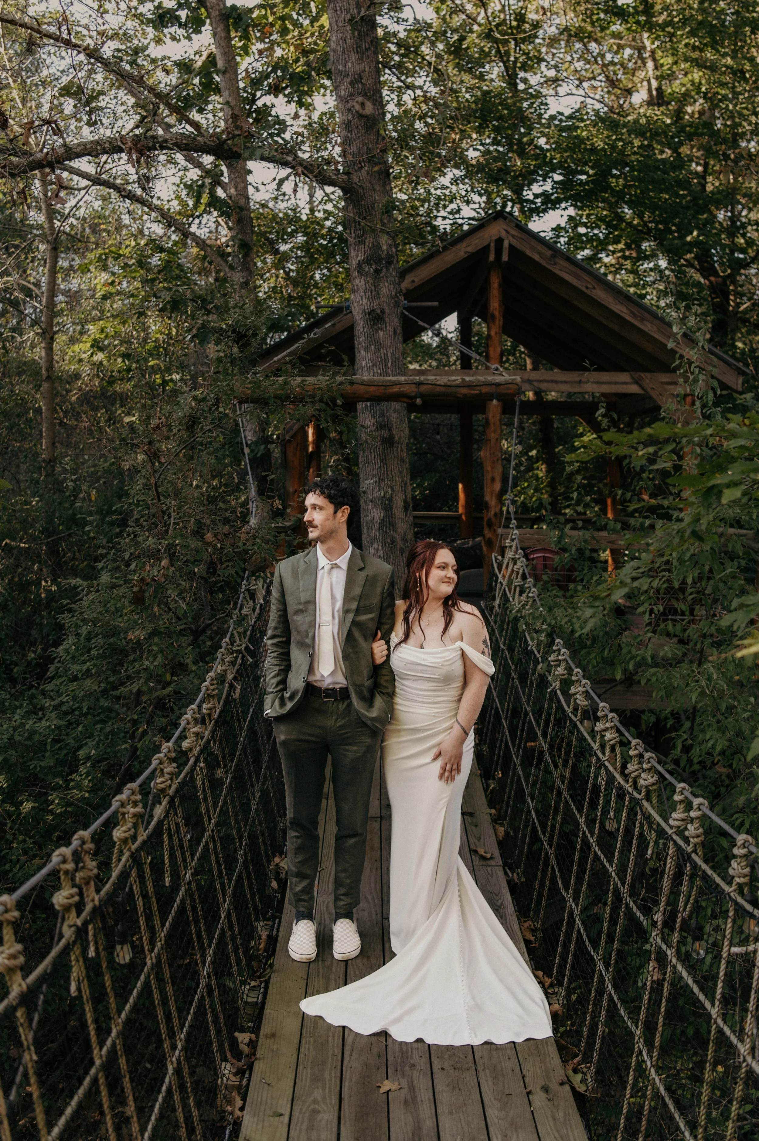 Southern Illinois elopement, Shawnee National Forest, garden of the Gods wedding,  adventure elopement, Shawnee National Forest Wedding, Illinois Elopement, Elope Illinois, where to get married in Illinois, Elope Shawnee, Cave in Rock, Ferne Clyffe, 