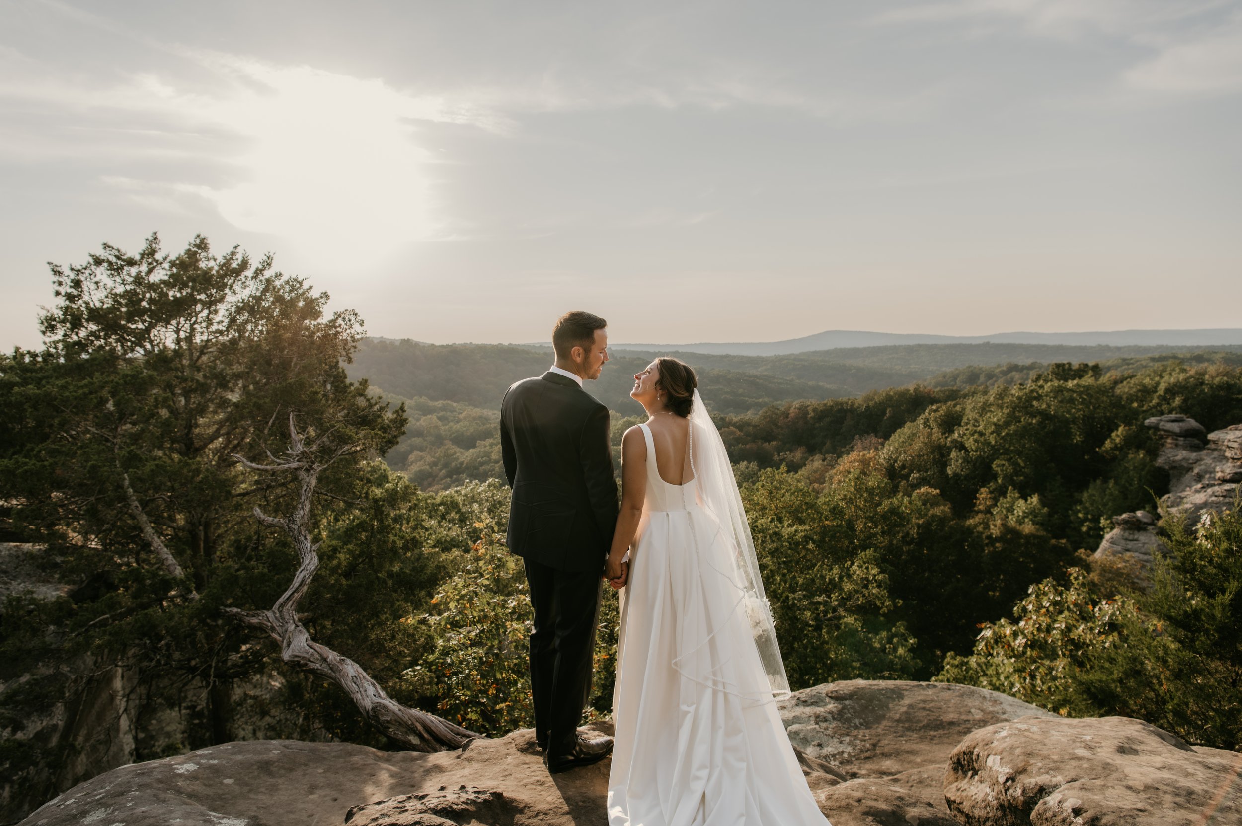 Southern Illinois elopement, Shawnee National Forest, garden of the Gods wedding,  adventure elopement, Shawnee National Forest Wedding, Illinois Elopement, Elope Illinois, where to get married in Illinois, Elope Shawnee, Cave in Rock, Ferne Clyffe, 