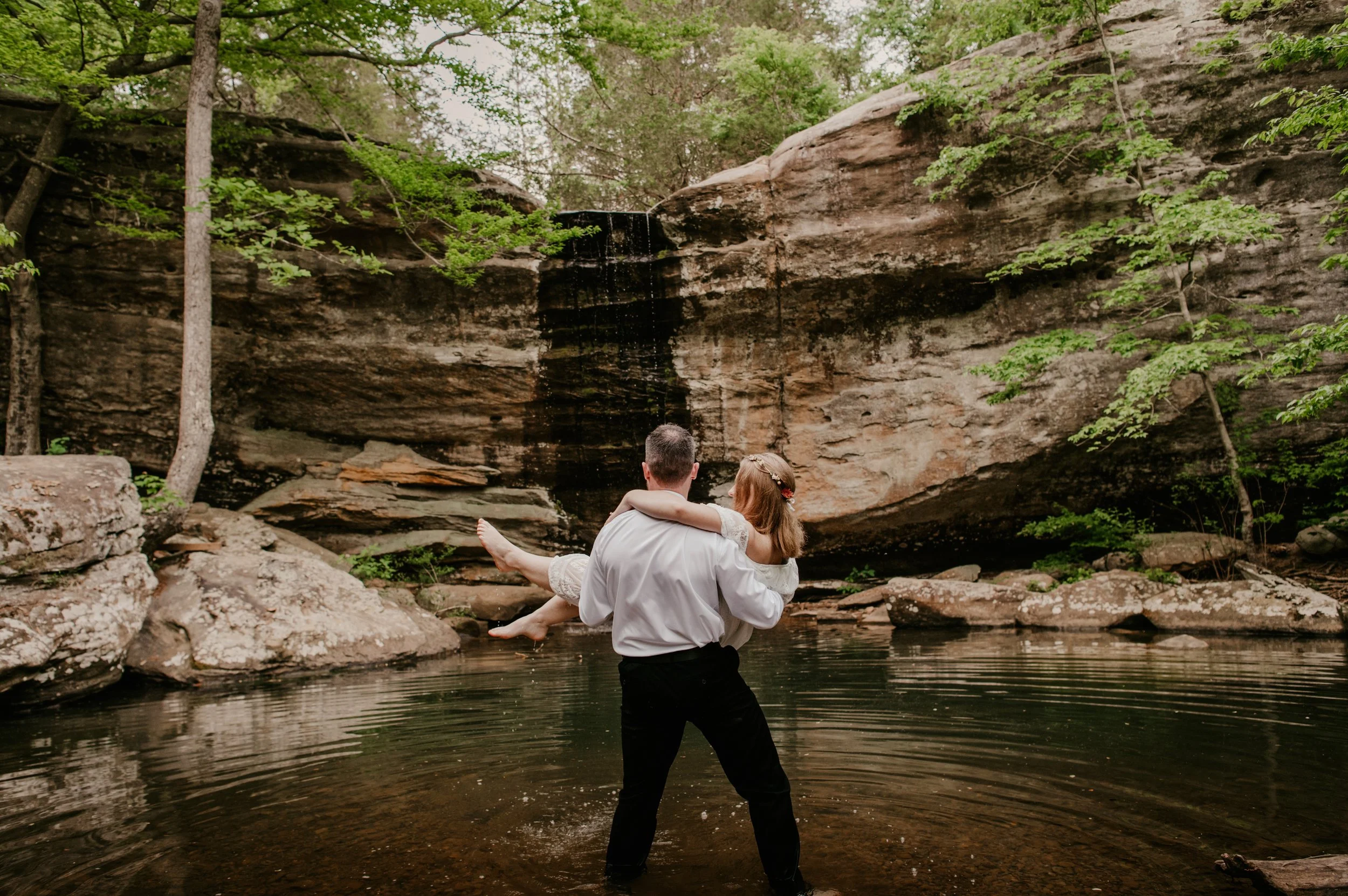 Southern Illinois elopement, Shawnee National Forest, Shawnee National Forest Wedding, Illinois Elopement, Elope Illinois, where to get married in Illinois, Elope Shawnee, Cave in Rock, Ferne Clyffe, Giant City, Ohio River, Jackson Falls, Bell Smith 