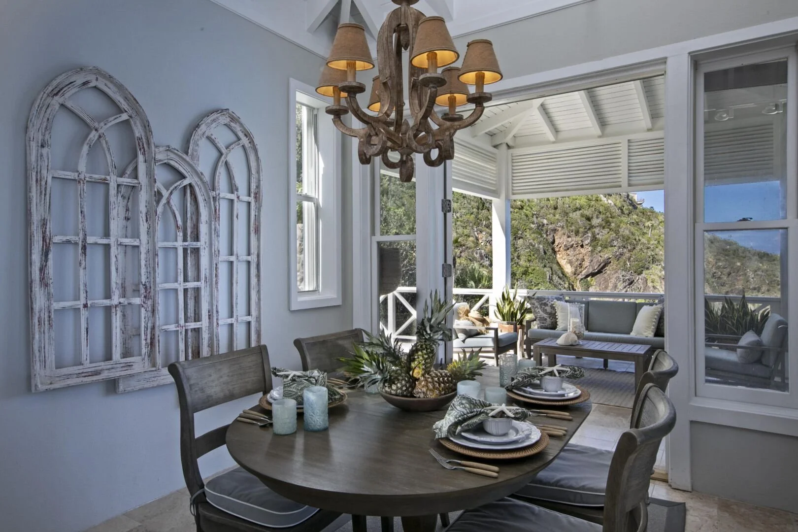 Indoor Dining with Seamless Outdoor Living