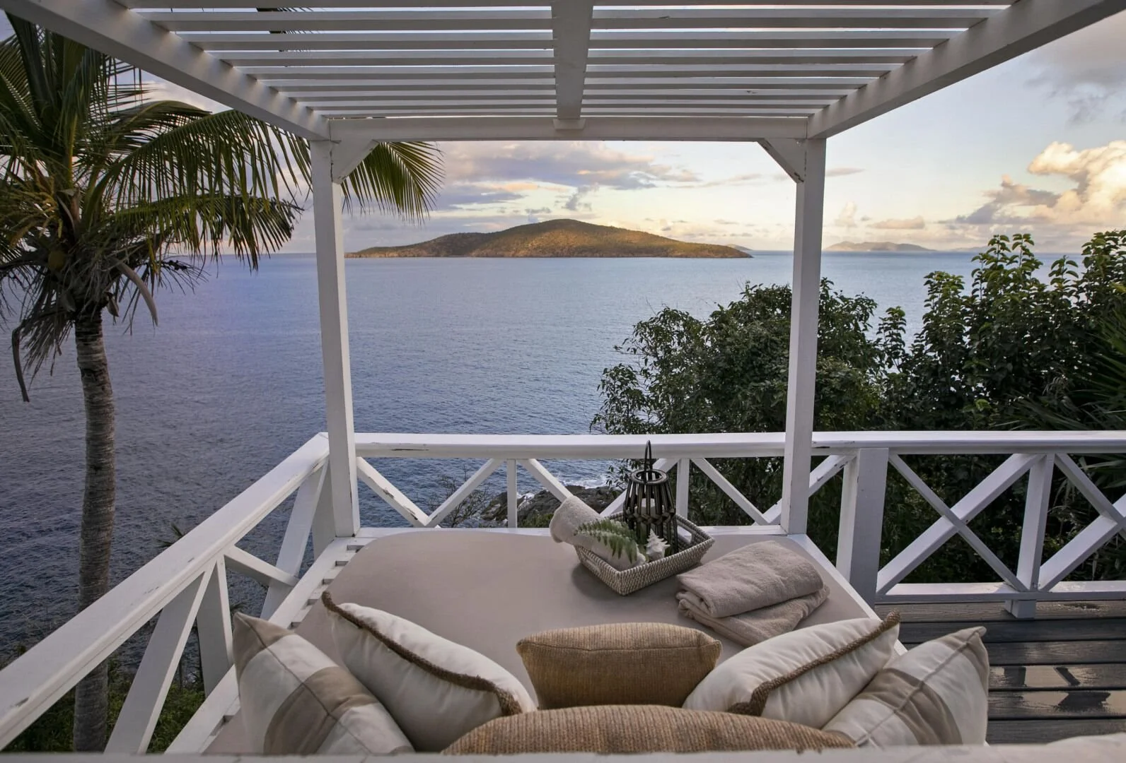 Private Oceanfront Balcony with Endless Views