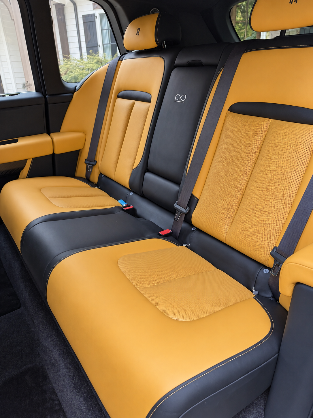 05-rear-seats-edited.png