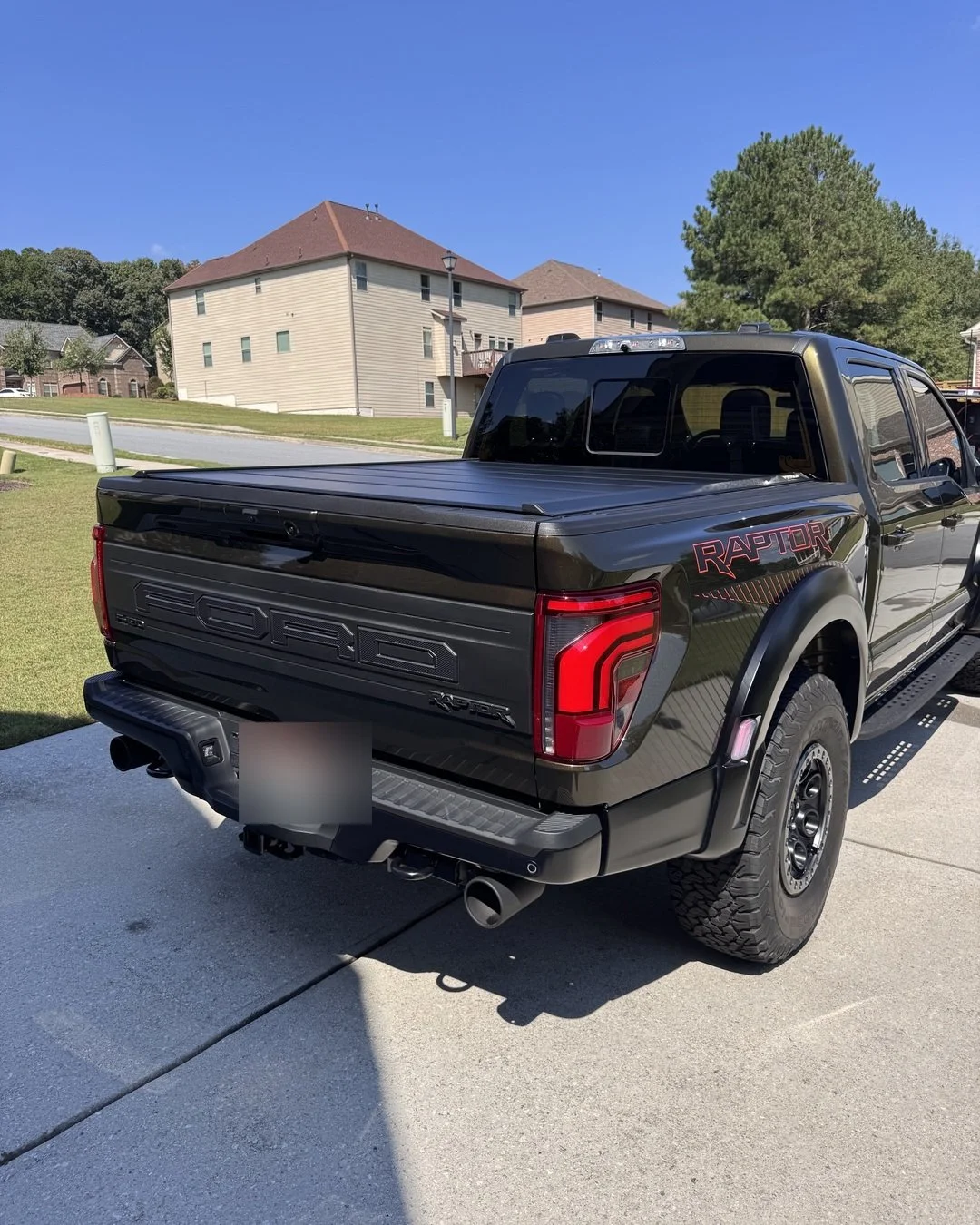 05-rear.jpg