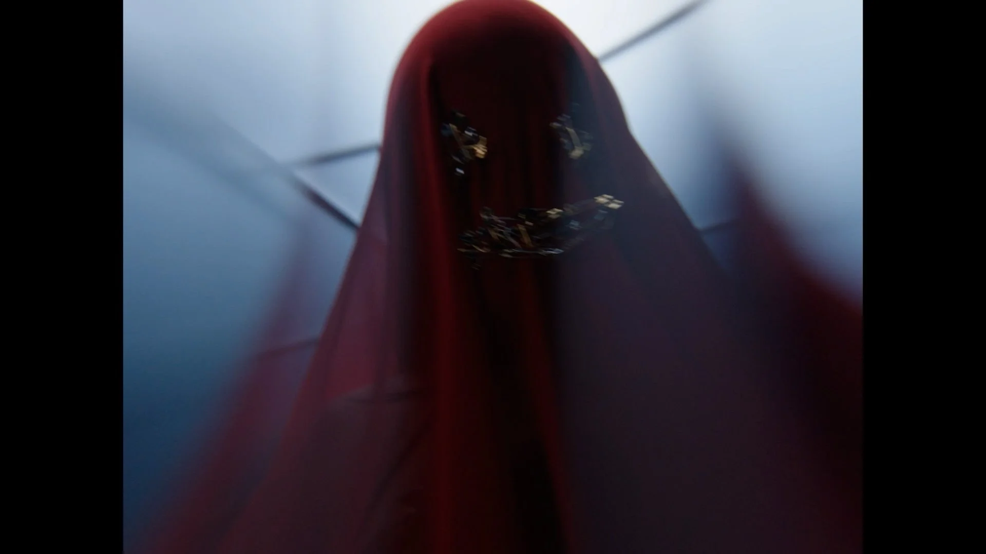 RC_IA_STICKY_PL_V3.mp4.00_00_06_13.Still001.jpg