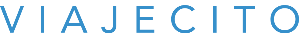 The word 'VIAJECITO' written in large blue letters on a black background.