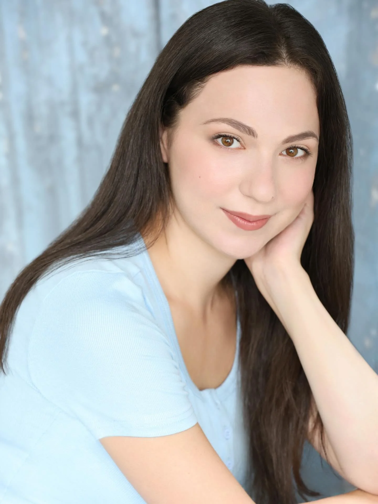 Hit me with your best shot 📸 Which one is your fave? 
#actorlife #newheadshots #NYactor #whichlookisyourfavorite