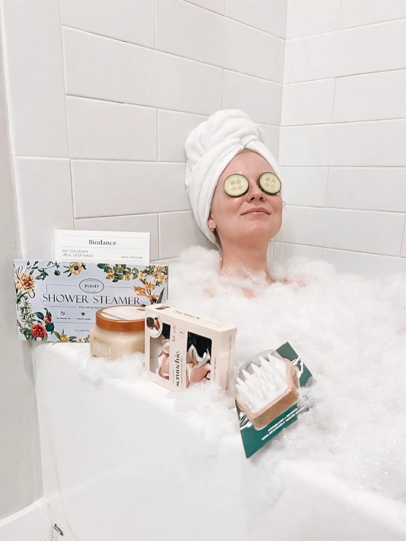 Win it Wednesday! (Featuring ChatGPT with the photoshop)🫧

Want to win a New Year, New Your self care basket on us? 🕯️🛁

💬Comment your favorite self care item!
✔️Make sure you&rsquo;re following us!
&hearts;️Like this post!