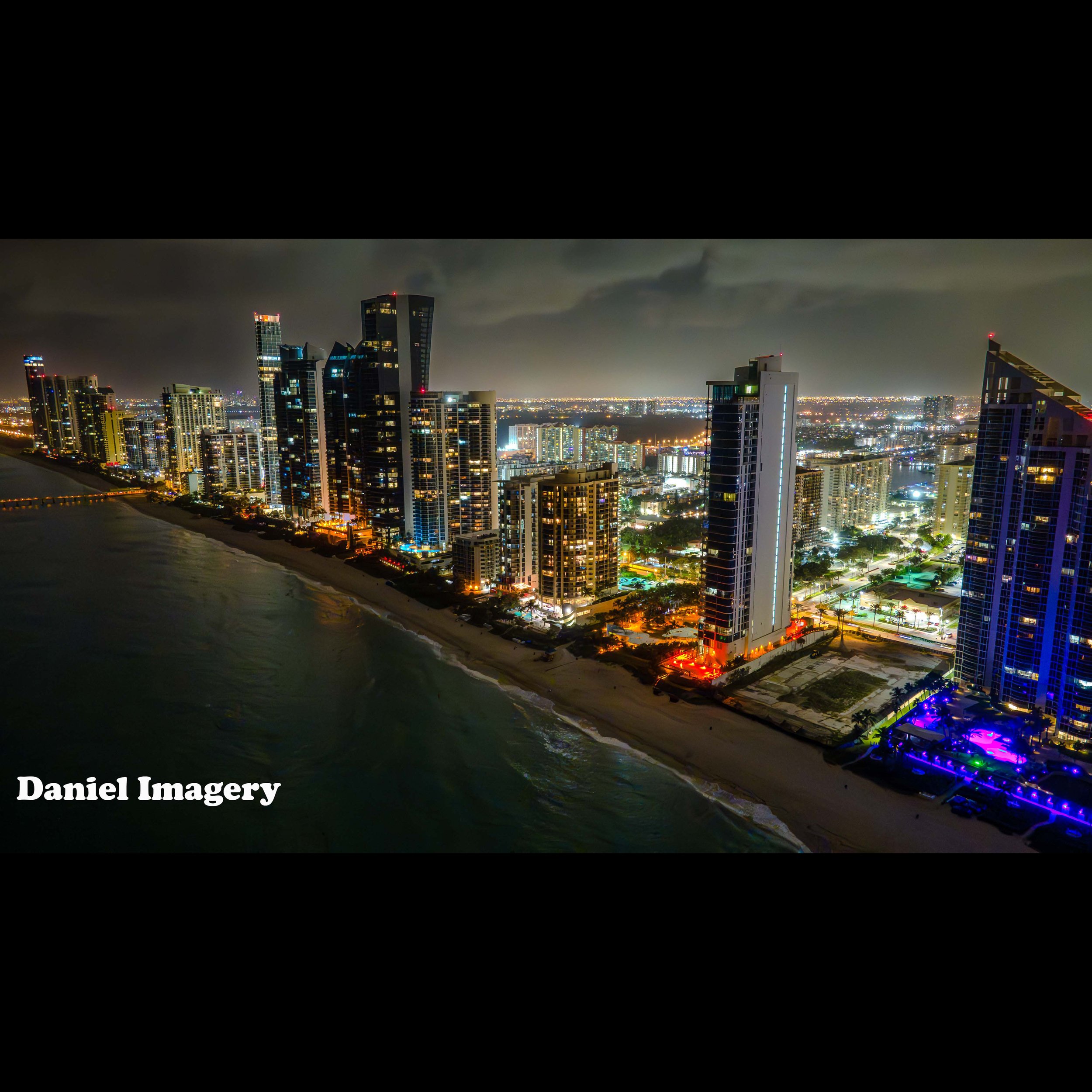 Miami_008_0579_Enhanced_NR_Square.jpg