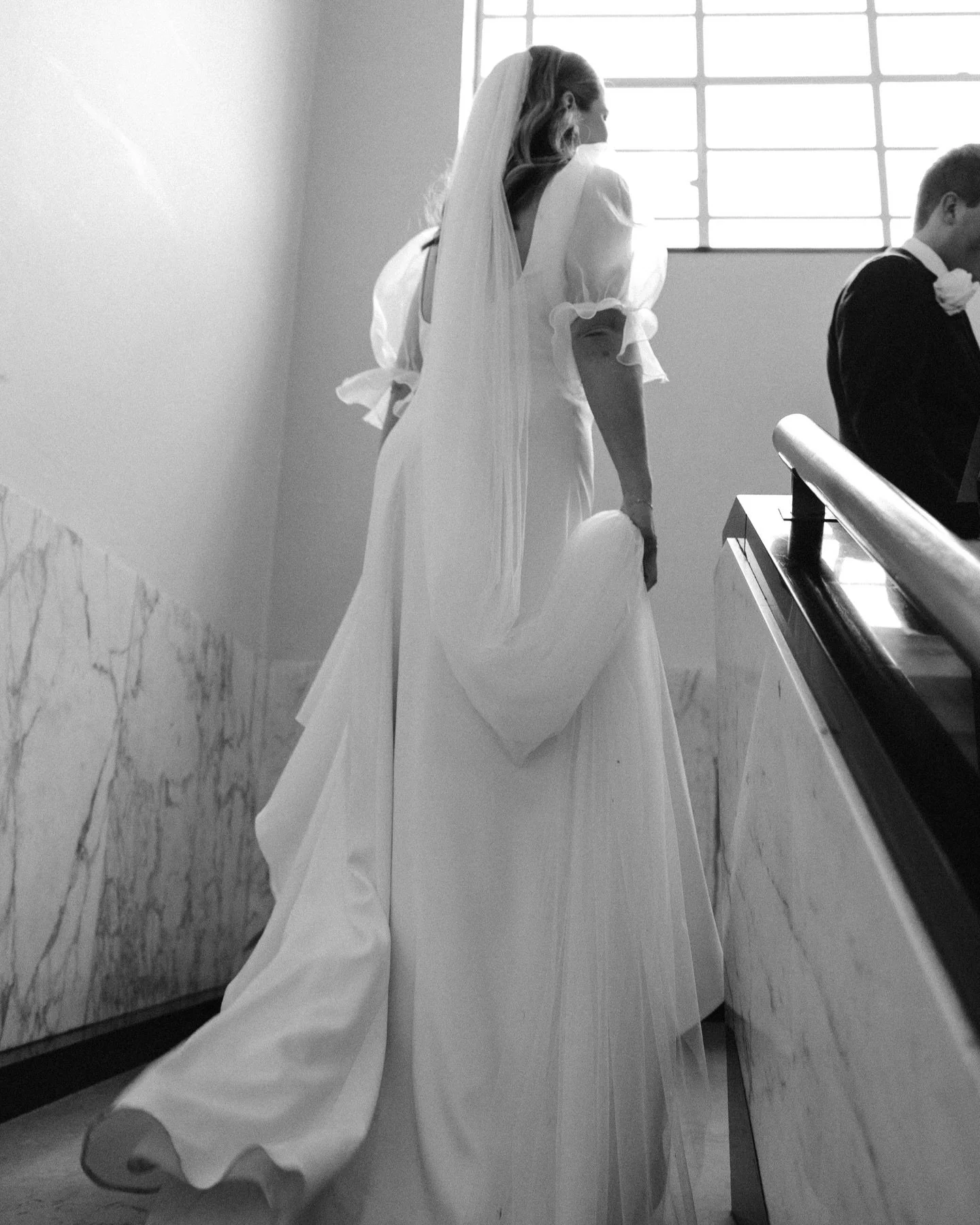 &bull; de zomerliefde bezegeld met een winterhuwelijk

#winterwedding #trouwfotograaf #trouweninnederland #bruiloft #baanbeelden