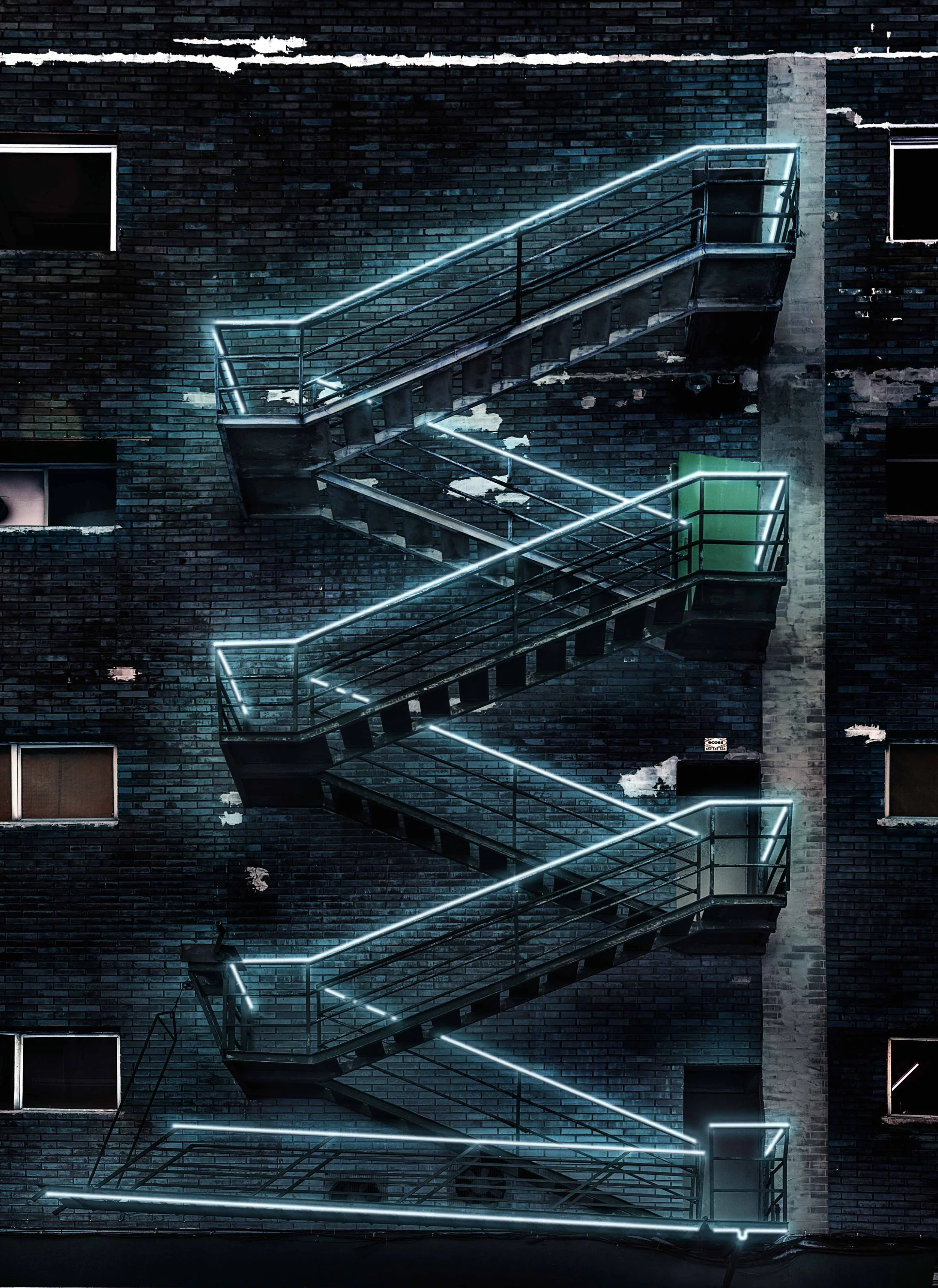 NEON-STAIR_URI5023-.jpg