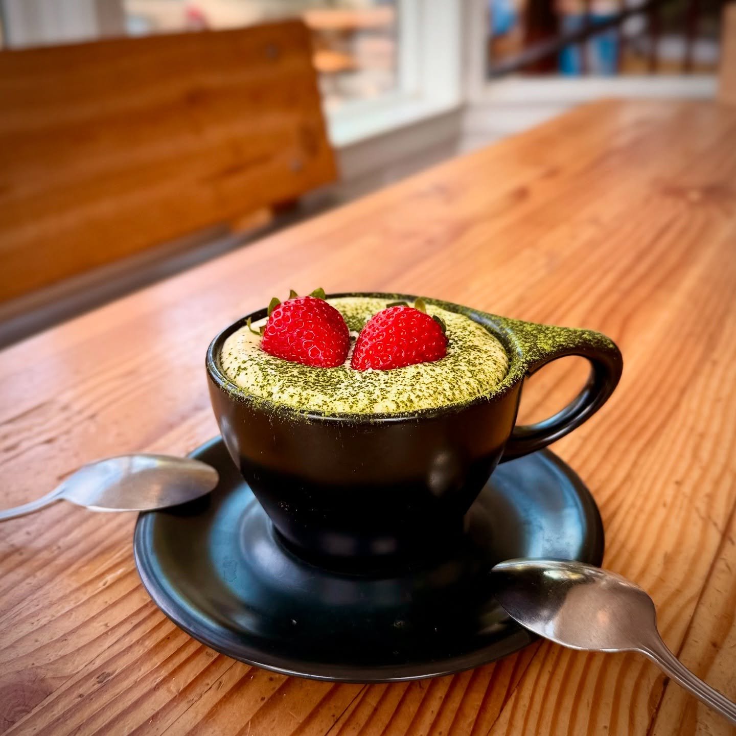 If you like our tiramisu, well you ought to try it in Oregon strawberry 😉

Strawberry and St. Germaine-soaked ladyfingers layered with fresh @groundworkorganics strawberries and mascarpone cream, dusted with @mizubateaco matcha powder.