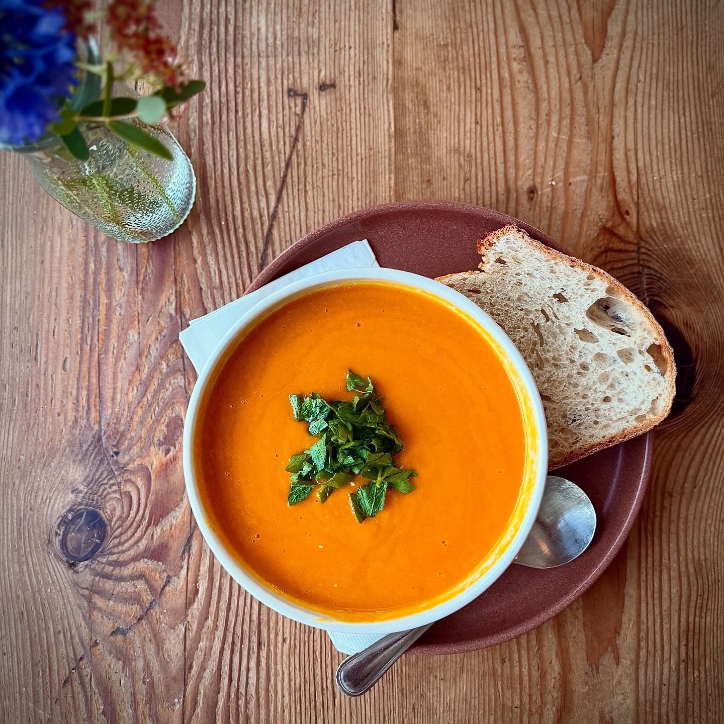Carrot Ginger Soup (GF, DF, V)
Roasted @boundlessfarmstead carrots, fresh ginger, garlic and shallots, coconut cream.
Served with a slice of house-made country loaf.

If you&rsquo;re gonna eat soup in the summer, this is the one.