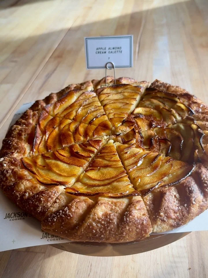 Sweet treat for ya Galentines 😘