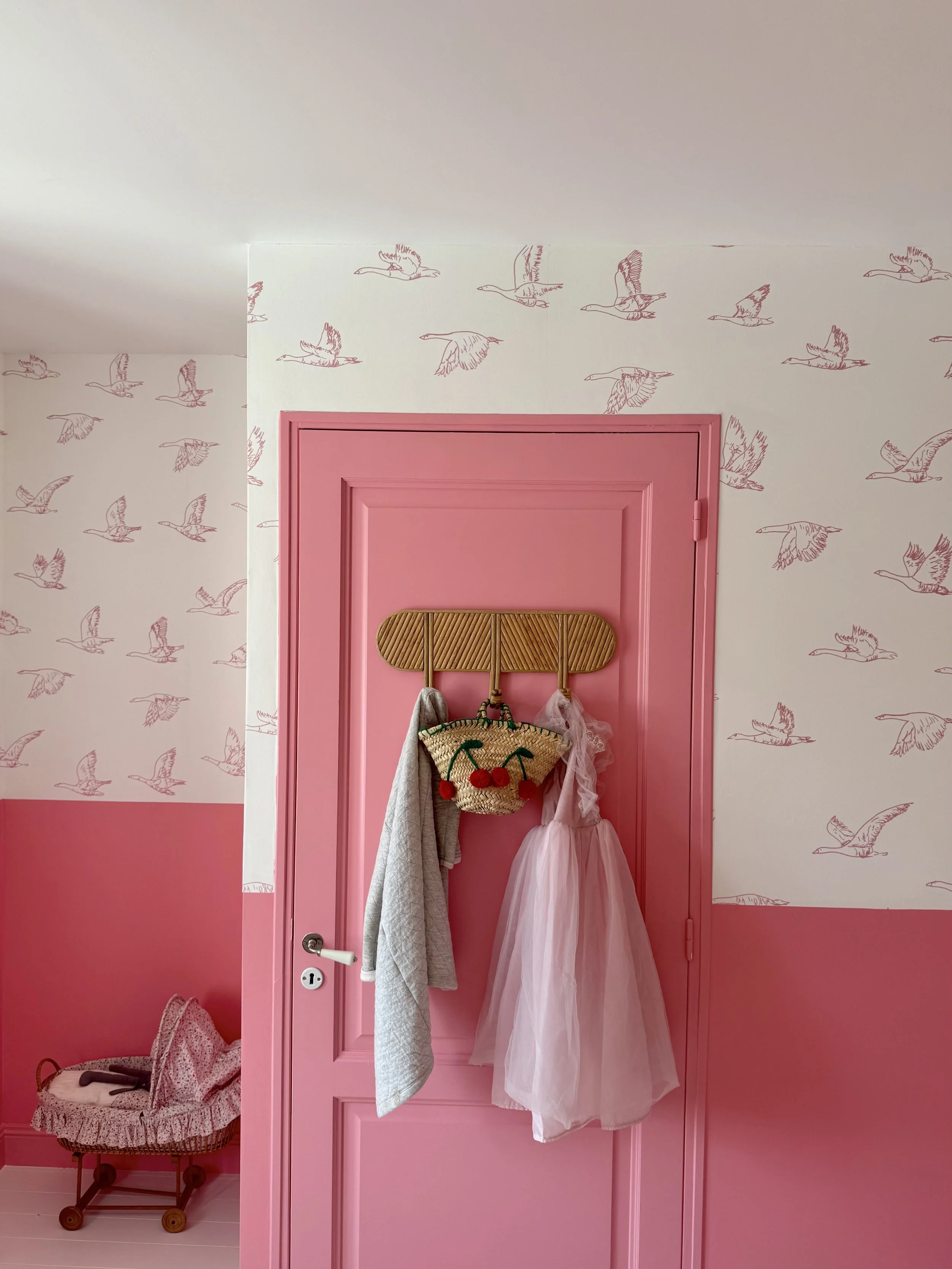 Papier peint "L'envolée sauvage" rose