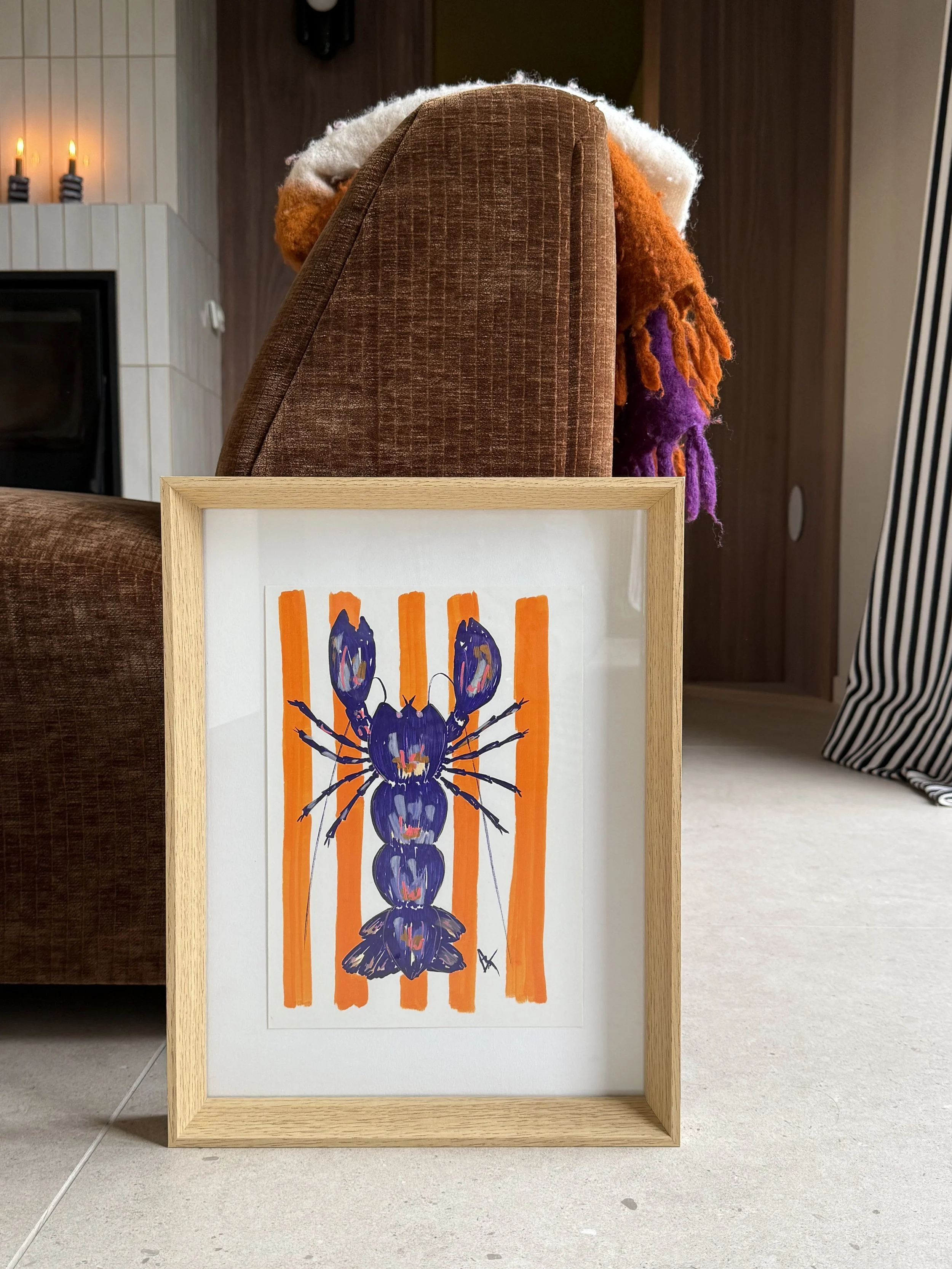 Homard petit sur rayure orange.jpg