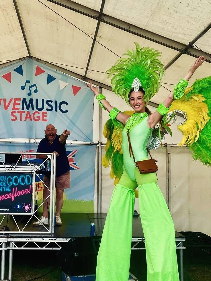 We miss festival season already! 🌞🎪

Our stilt walker and DJ bringing all the vibes at @greatbritishfoodfestival 🎵✨

💌 hannah@highvoltageevents.co.uk
🎧 www.highvoltageevents.co.uk