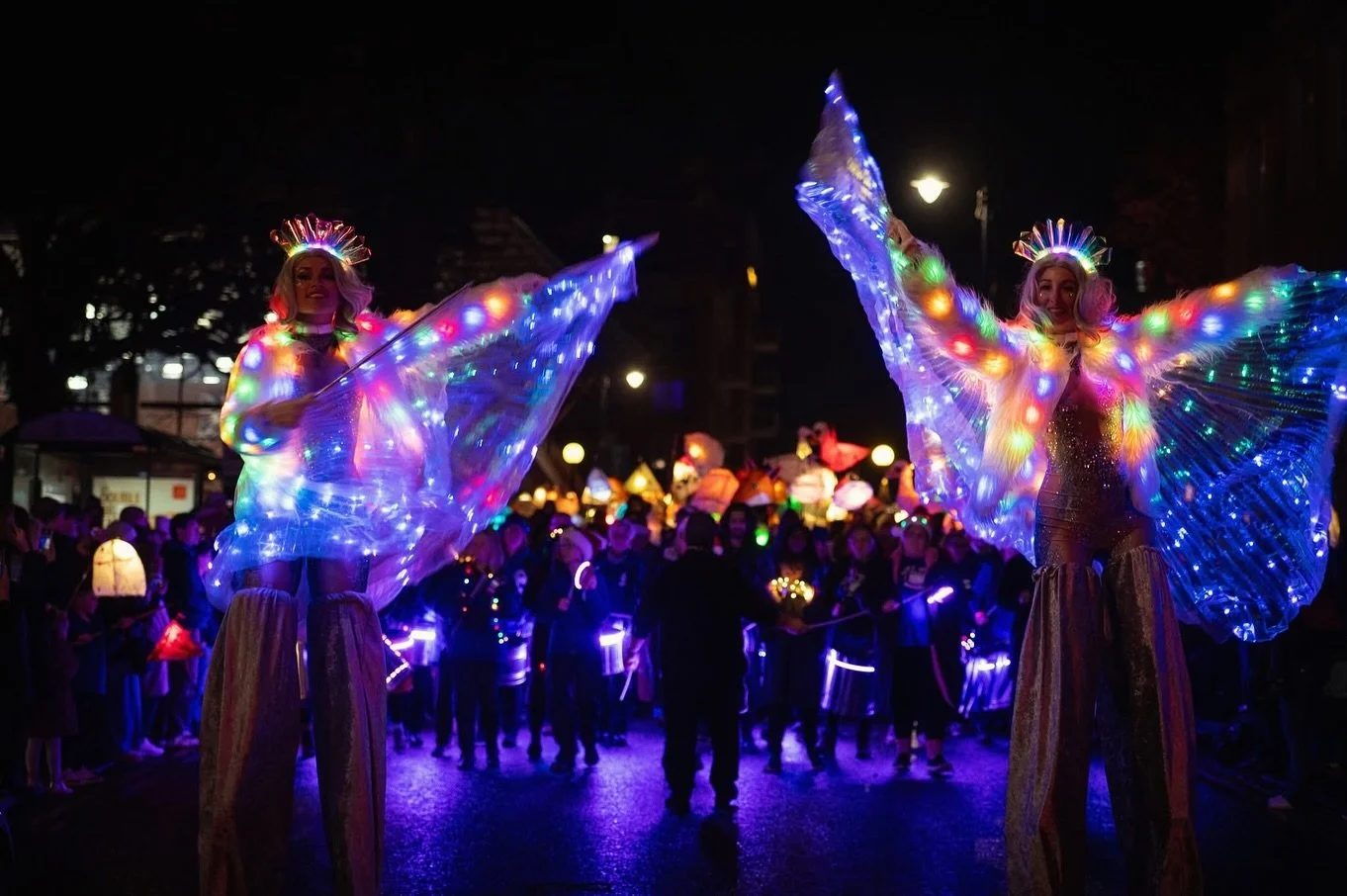 Lighting up the parade, one giant step at a time 👣💡

💌 hannah@highvoltageevents.co.uk
⚡️ www.highvoltageevents.co.uk