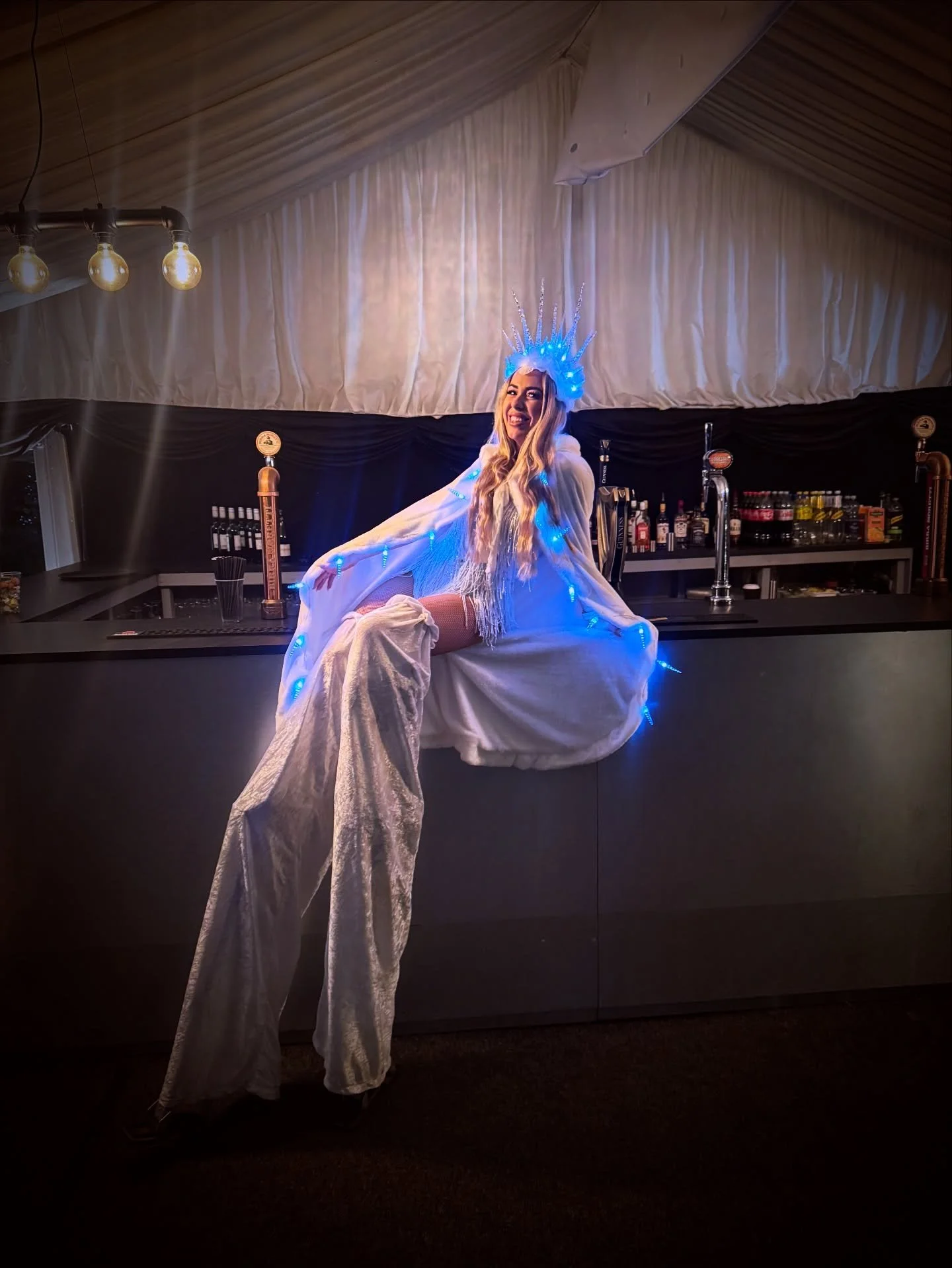 When you find a seat big enough 👑✨❄️

💌 Hannah@highvoltageevents.co.uk
🪩 www.highvoltageevents.co.uk