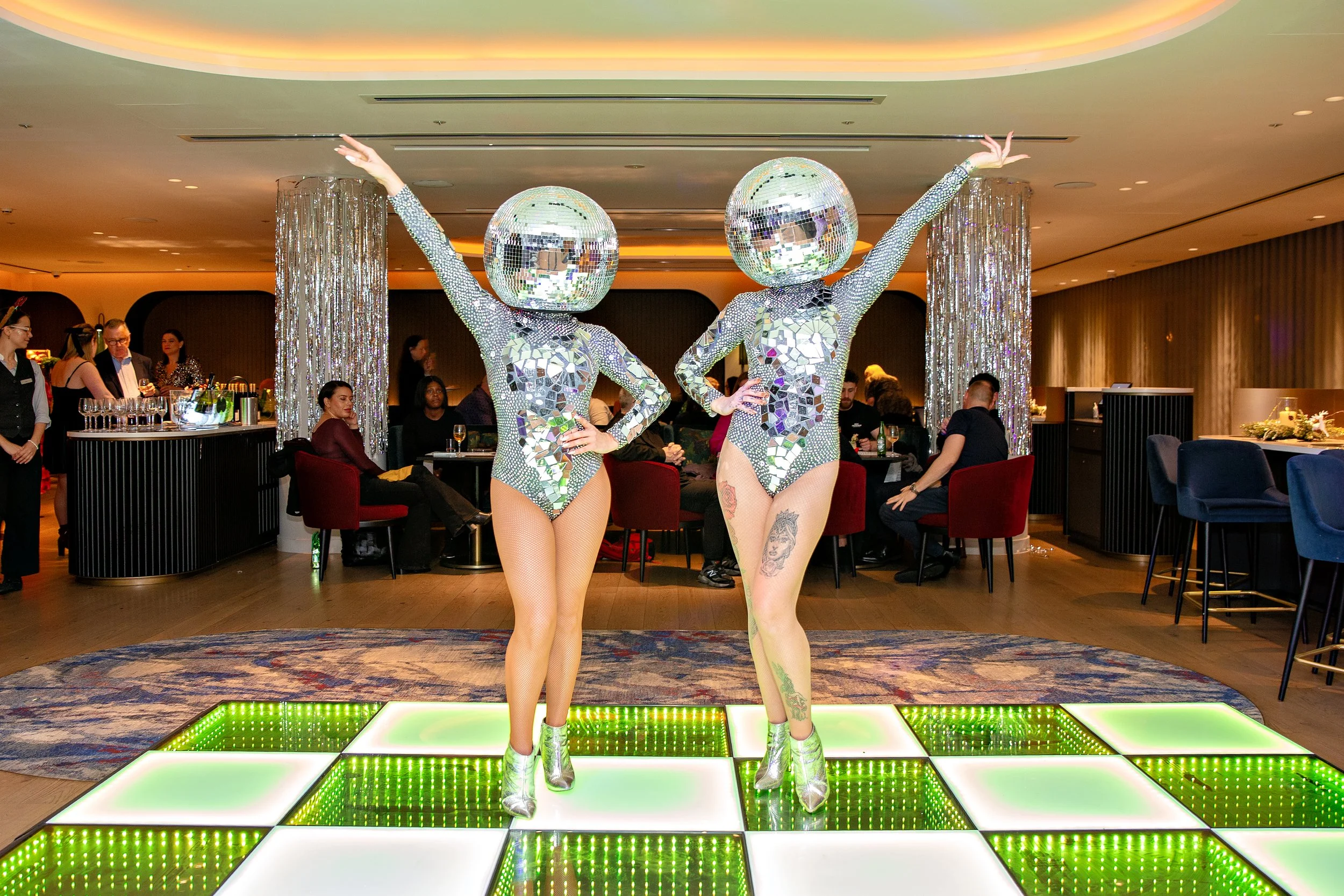 silver disco head dancers at hyatt regency Stratford hotel 