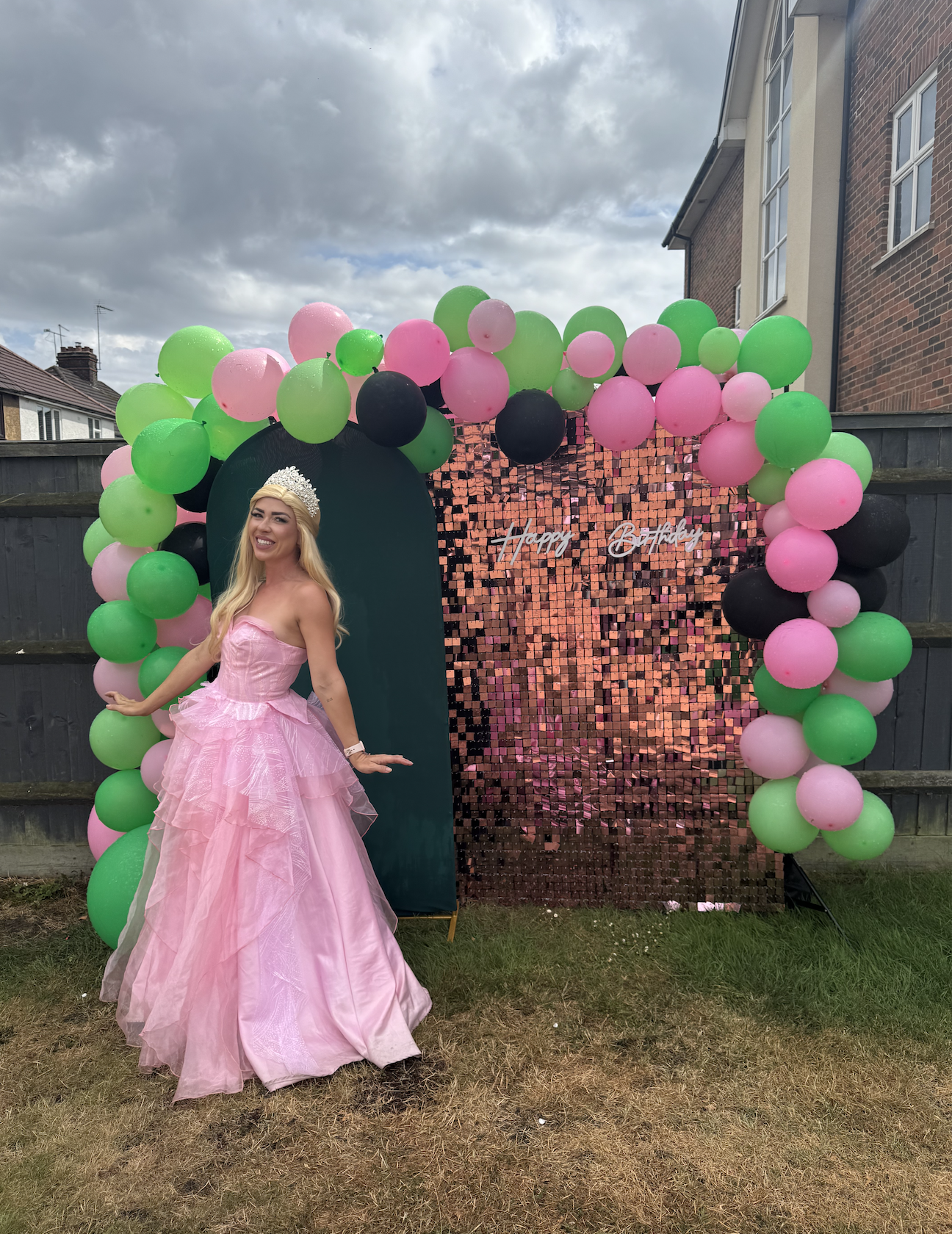 elphaba children's entertainer