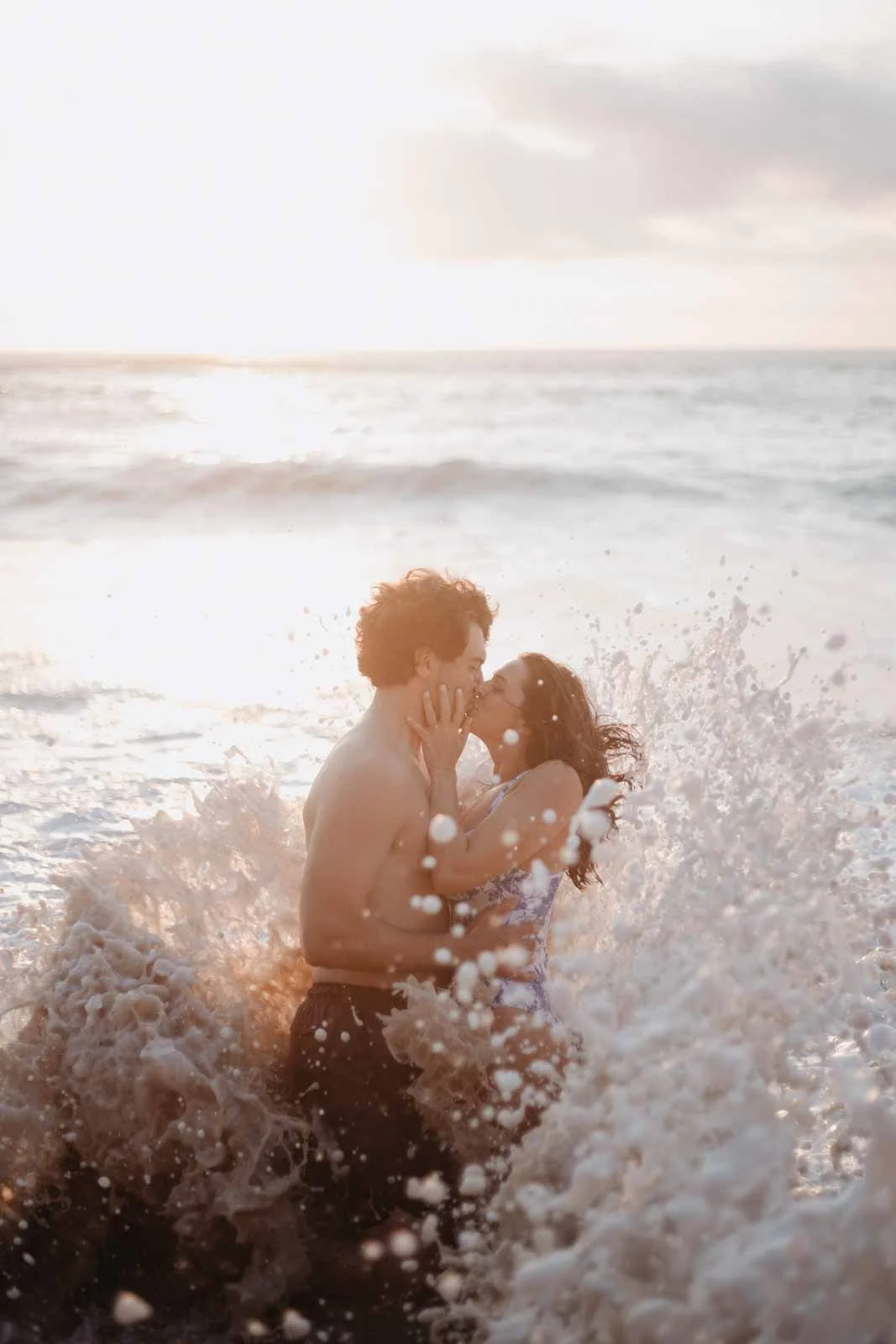 Pre-wedding photos at Ursa Beach in Sintra