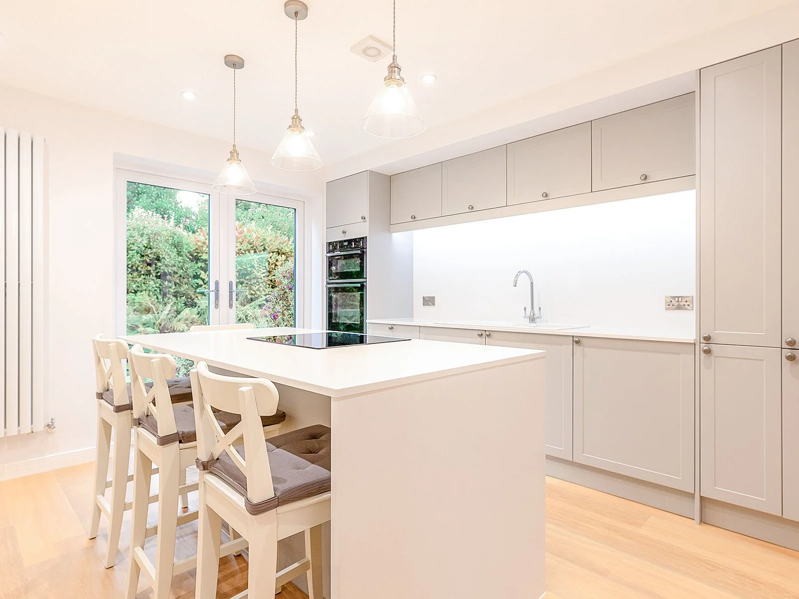 Bright Open-Plan House Renovation With Kitchen Island And Garden Access