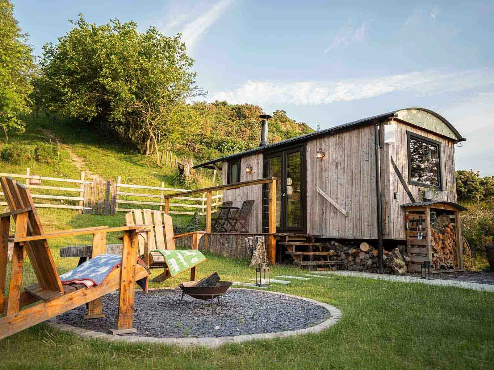 Shepherd Hut Design Rural Glamping Woodland Setting