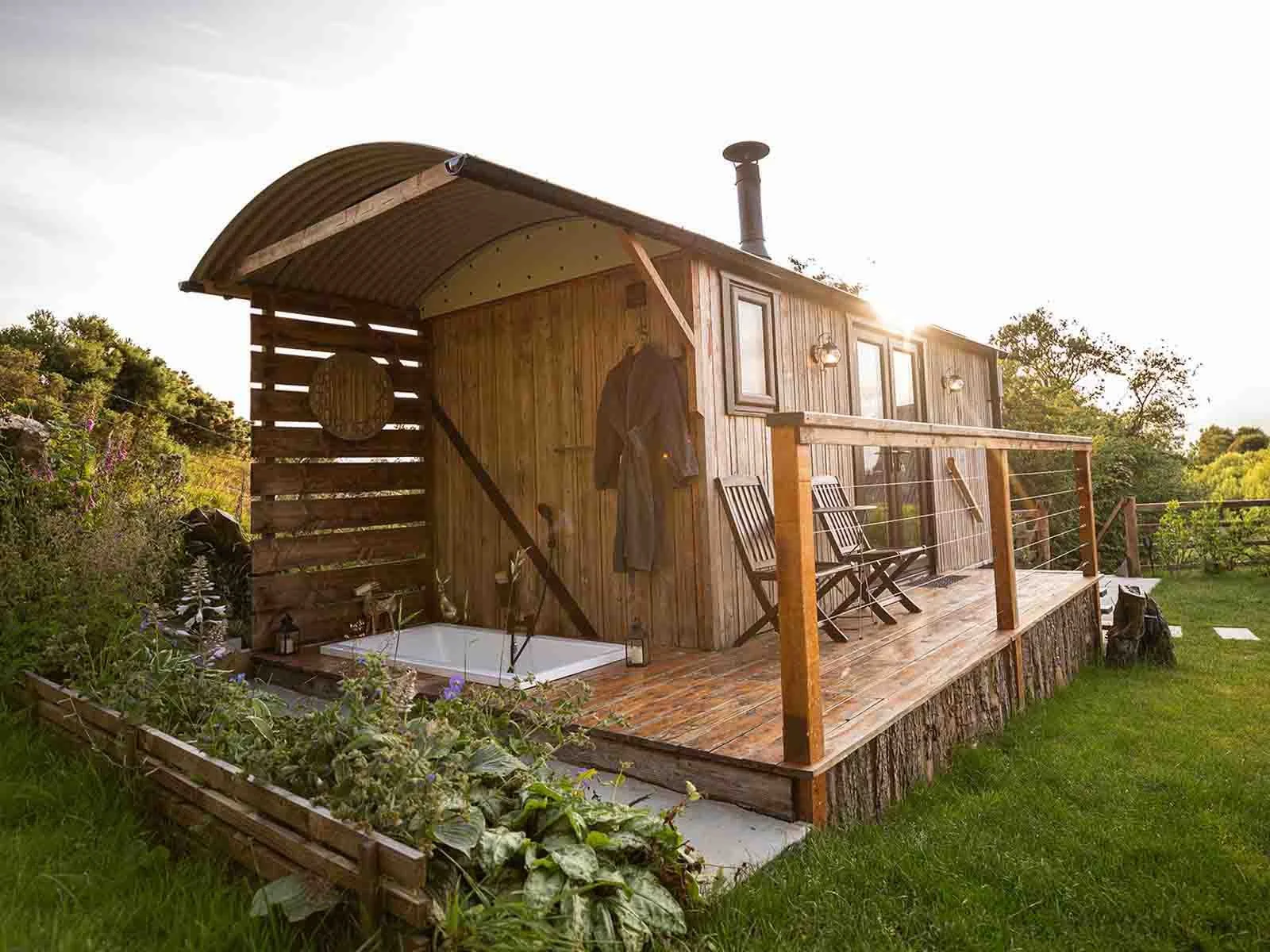 Shepherd Hut Design Outdoor Bath Retreat