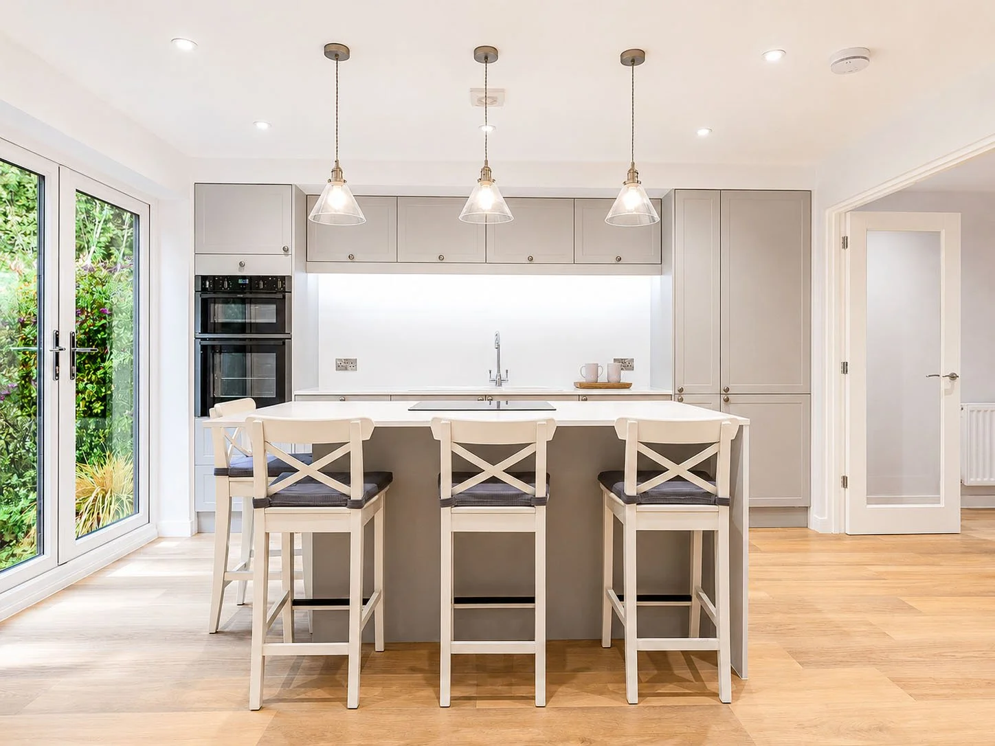 stylish-kitchen-island-seating-denbighshire.jpg