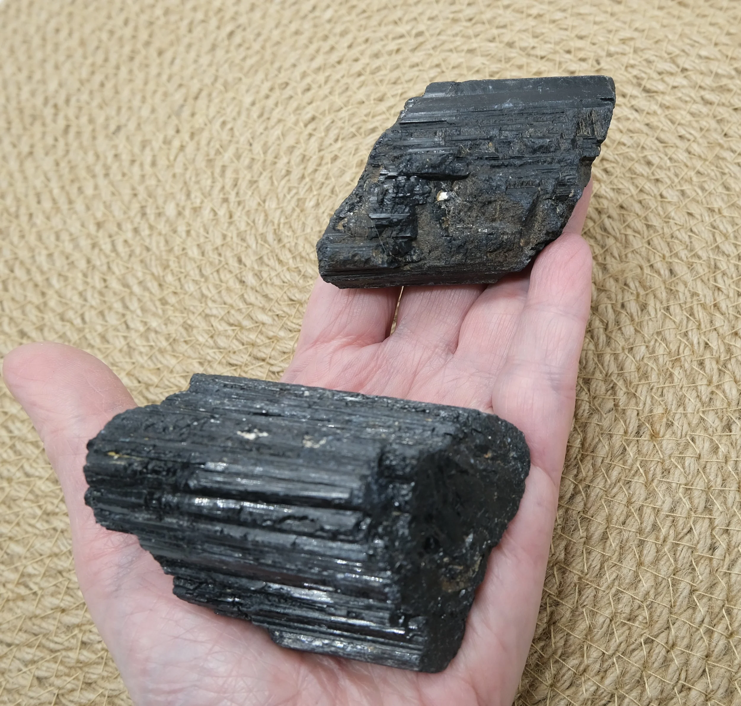 2in + 3 in black tourmaline.JPG