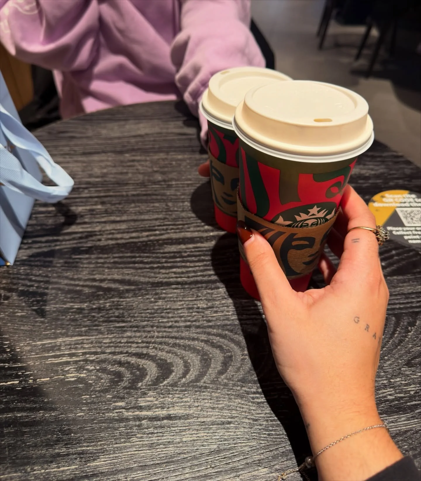 A cute festive girls day ✨💫🎄