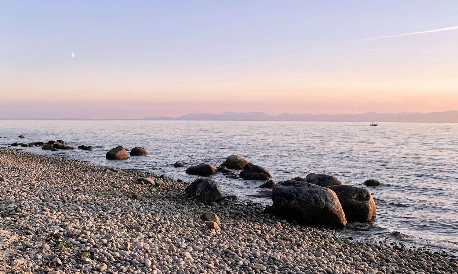 BottomBeach.jpg