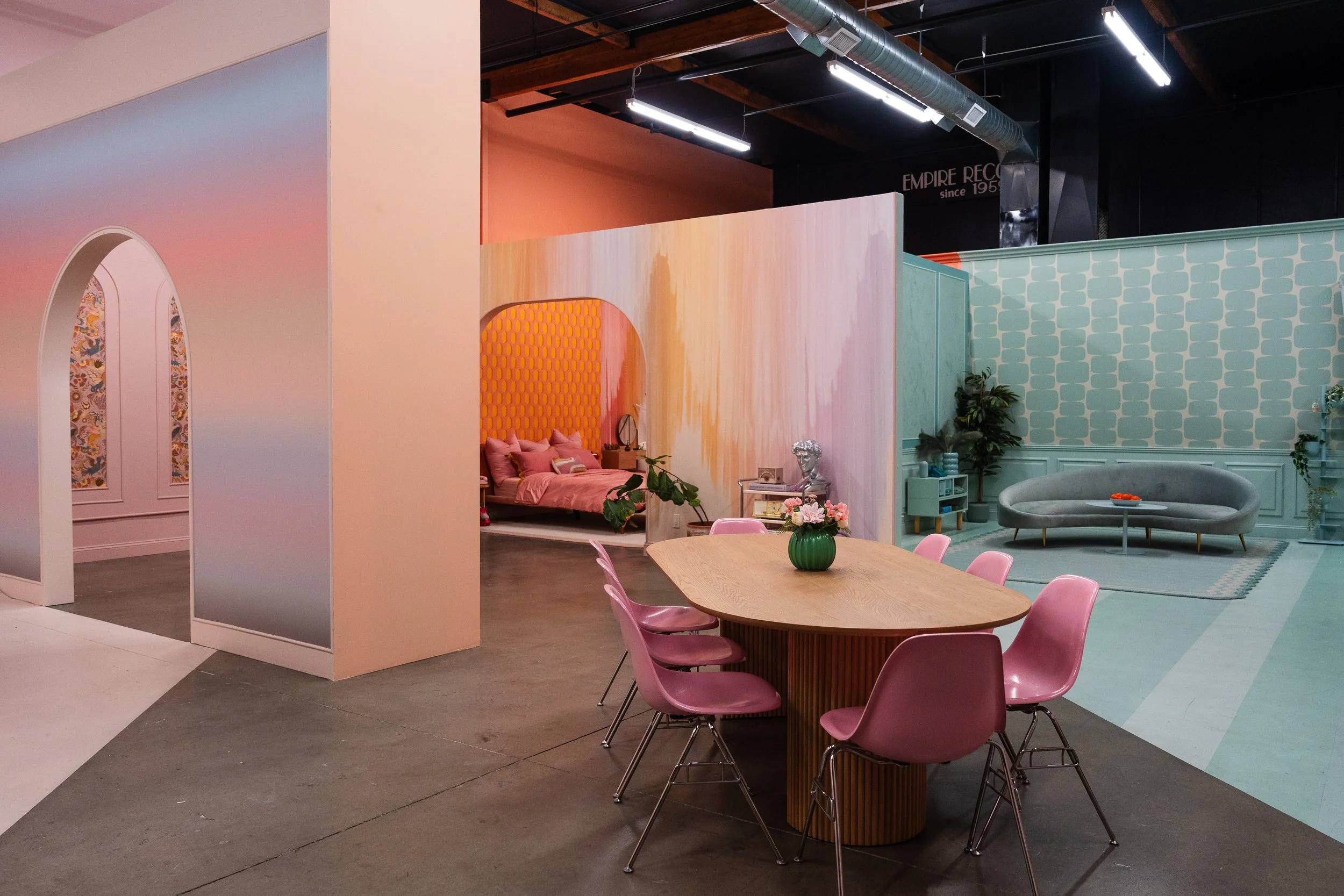 Photo Shoot Studio for Rent in Los Angeles, Wes Anderson, MULTISET, CYC WALL, ECLECTIC, MUSIC VIDEO, STUDENT FILM, MID-CENTURY MODERN RETRO, SIMPSONS HOUSE, TALK SHOW SET, VINTAGE TV, MOD, LOFT, Peerspace, Production, Creator Space, Arches Set, Arch