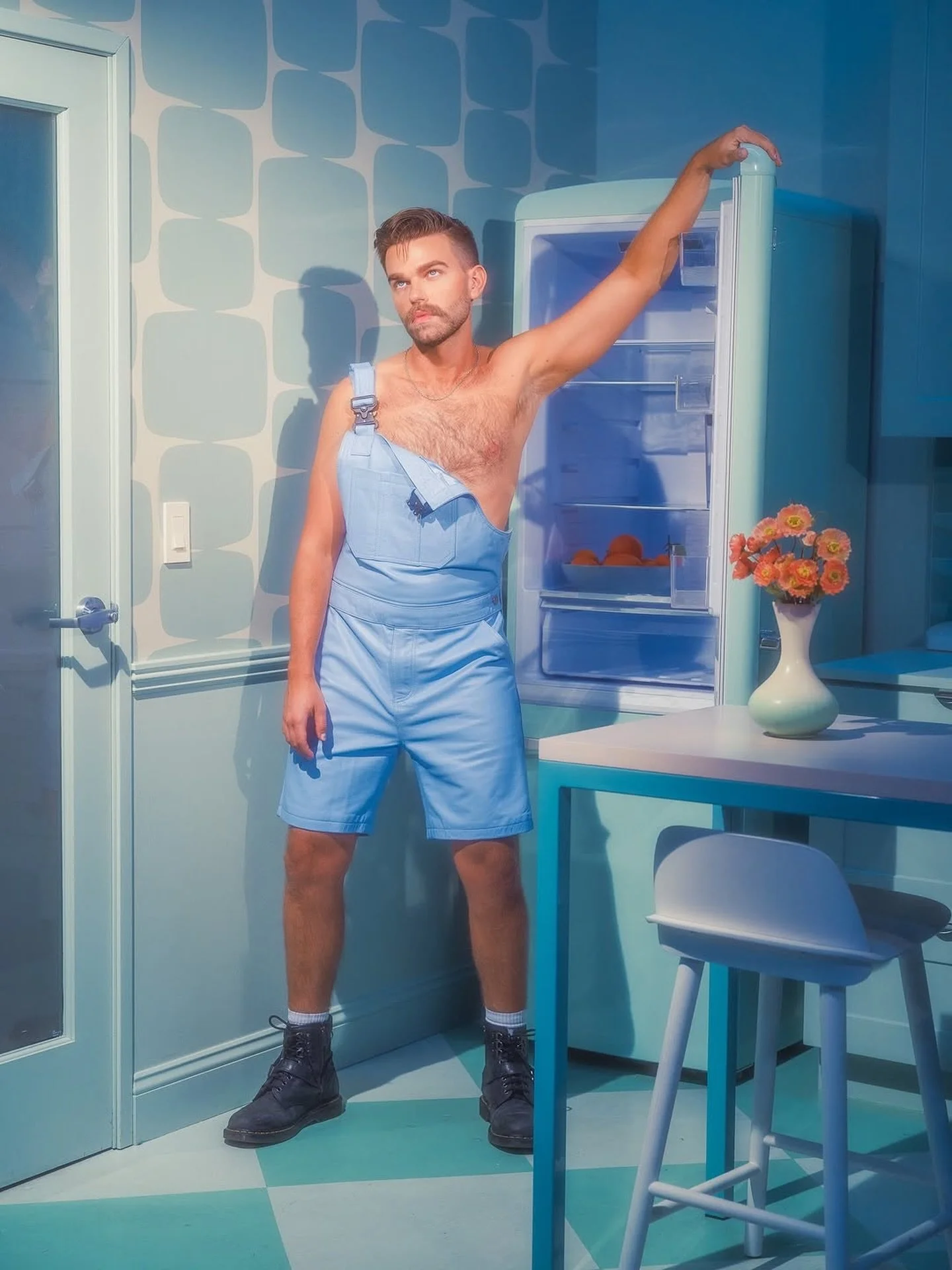 We 💚 @theofficialaddison 🍊🧊💥

Repost from @theofficialaddison
&bull;
To whoever&rsquo;s dating my future husband: sorry. 🫶🏻

Photos &amp; Glam: @josephadivari @stuspacela 
Style: @drmartensofficial @hommefemme 

#madeinpeerspace #superbowl #kit