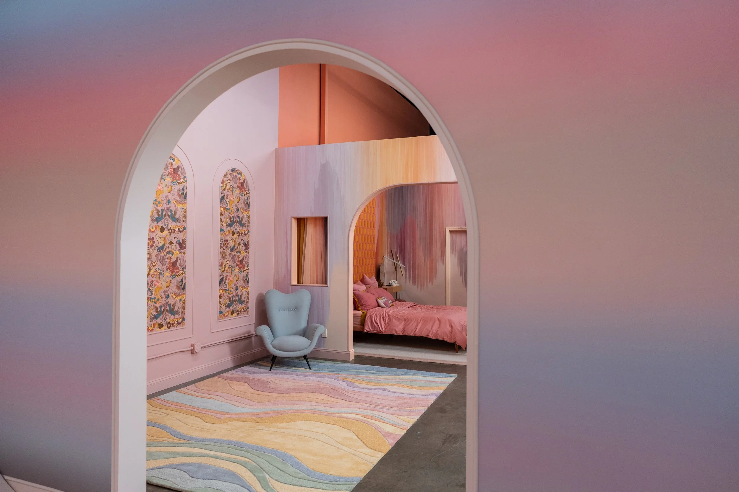 Photo Shoot Studio for Rent in Los Angeles, Wes Anderson, MULTISET, CYC WALL, ECLECTIC, MUSIC VIDEO, STUDENT FILM, MID-CENTURY MODERN RETRO, SIMPSONS HOUSE, TALK SHOW SET, VINTAGE TV, MOD, LOFT, Peerspace, Production, Creator Space, Arches Set, Arch